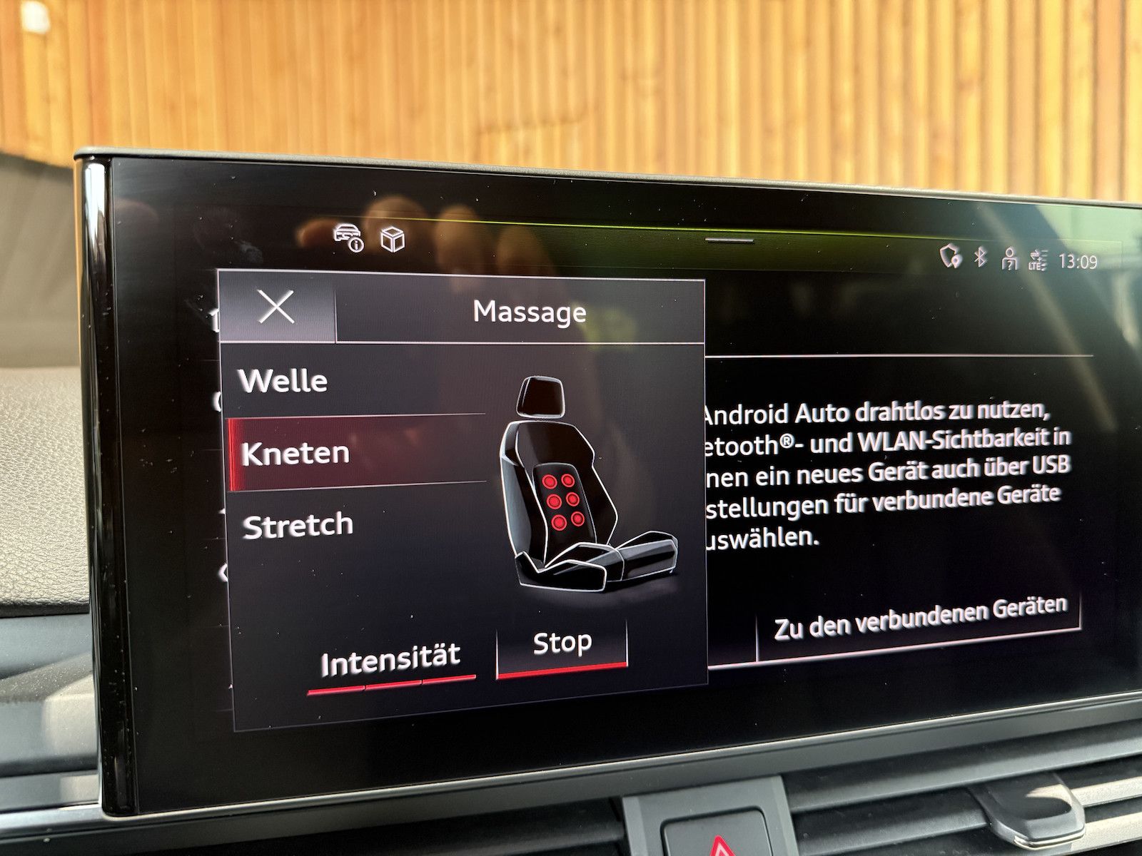 Fahrzeugabbildung Audi A4 Avant 2,0 TDI Aut. *Navi+*ACC*AHK*Kamera*App*