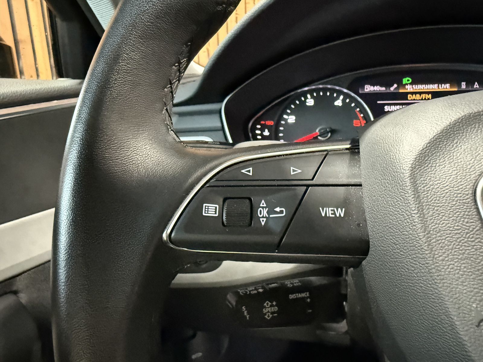 Fahrzeugabbildung Audi A4 Avant 2,0 TDI Aut. *Navi+*ACC*AHK*Kamera*App*