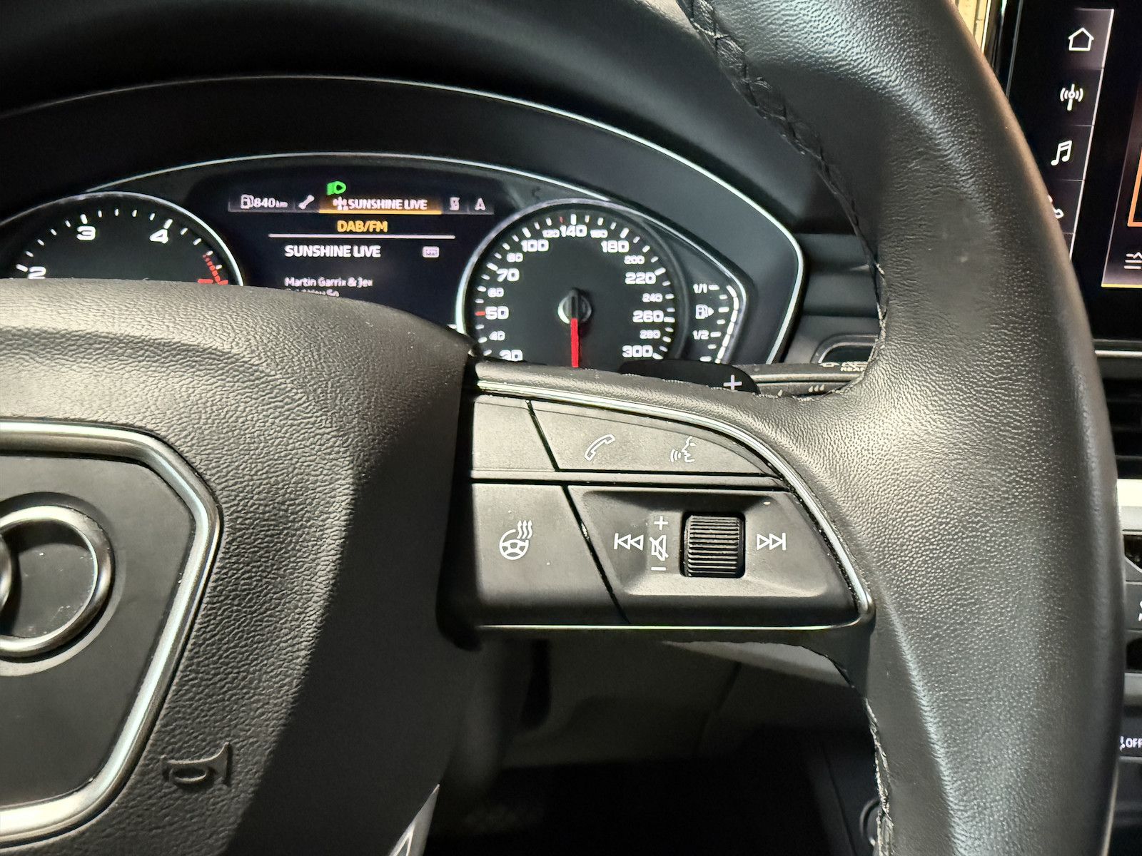 Fahrzeugabbildung Audi A4 Avant 2,0 TDI Aut. *Navi+*ACC*AHK*Kamera*App*