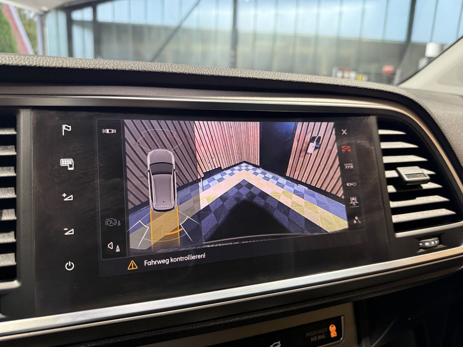 Fahrzeugabbildung SEAT Ateca 1,5 TSI X-Per. DSG *Navi*LED*Kam*Virt*AHK*