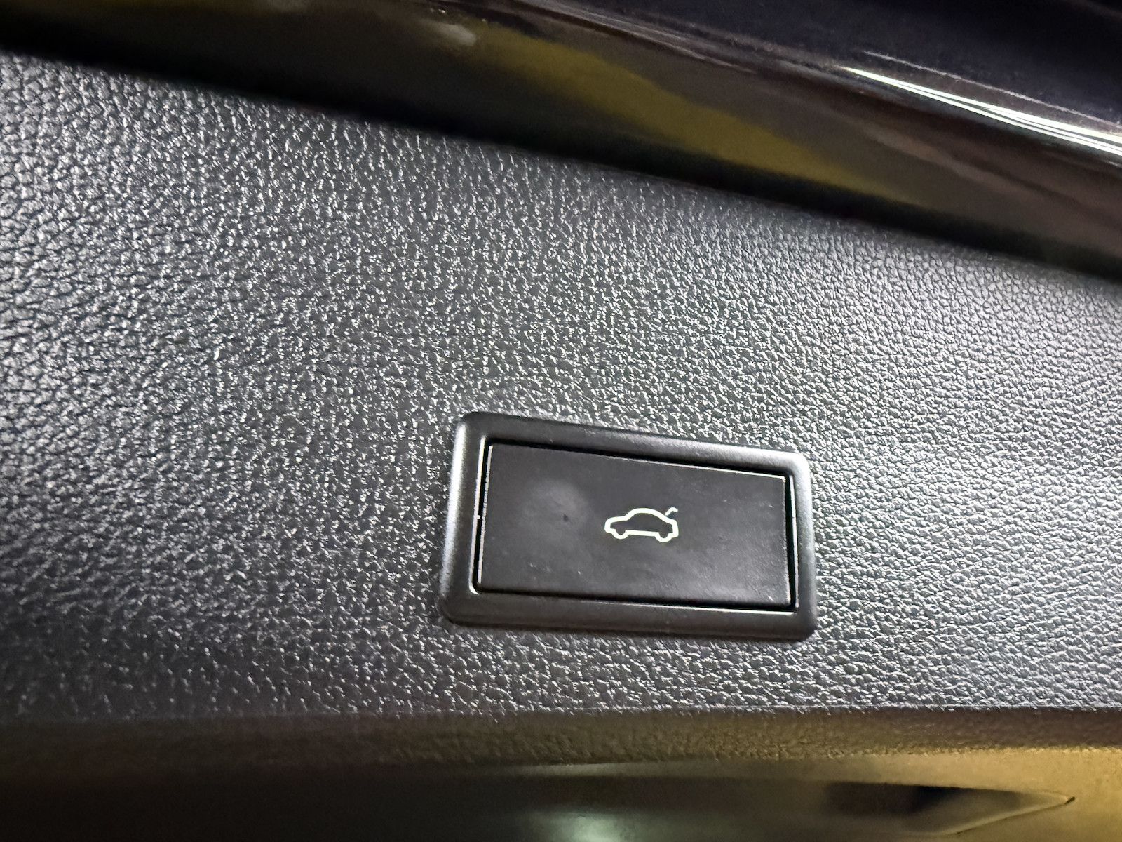 Fahrzeugabbildung SEAT Ateca 1,5 TSI X-Per. DSG *Navi*LED*Kam*Virt*AHK*