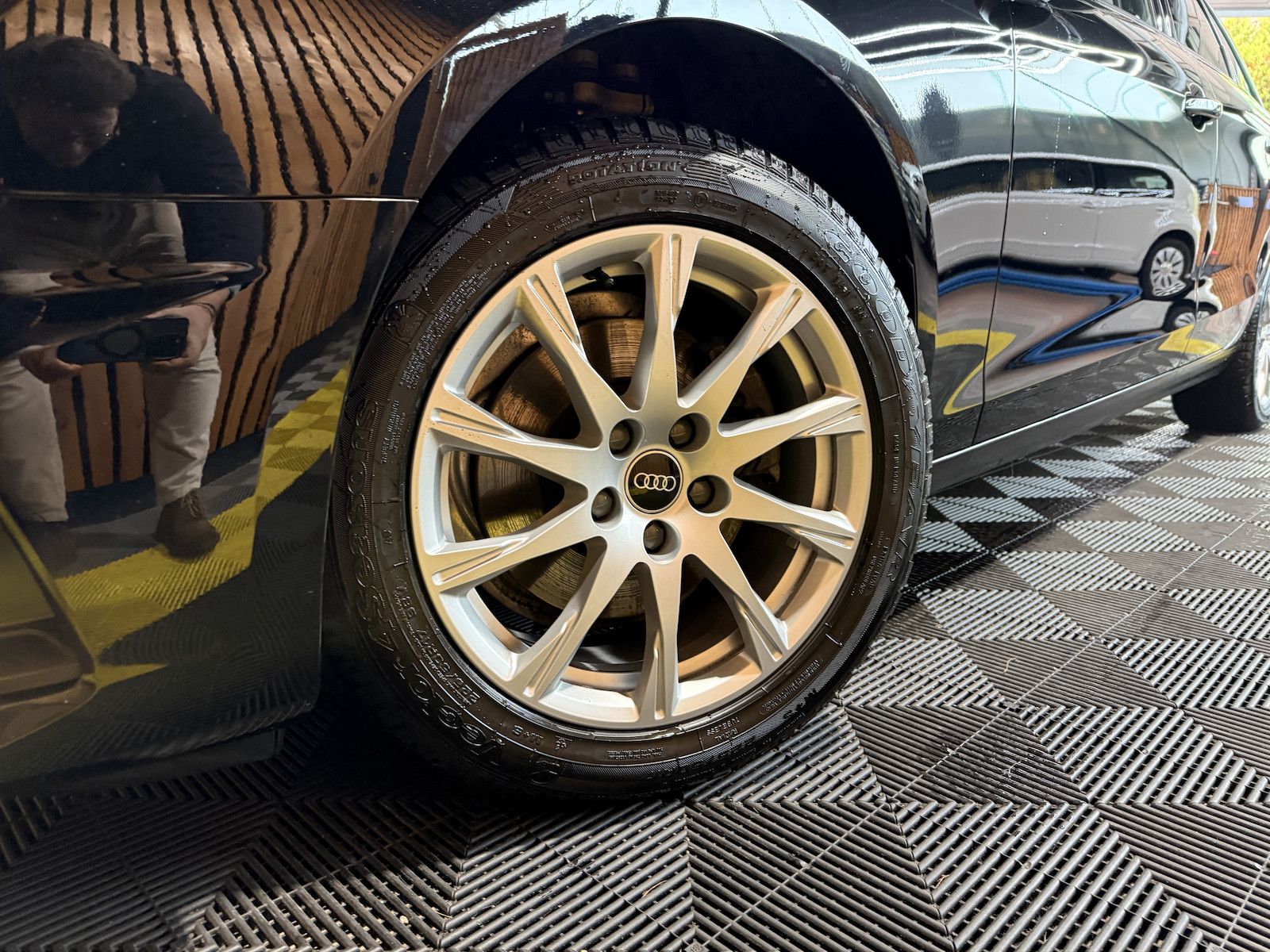Fahrzeugabbildung Audi A4 Avant 2,0 TDI Aut. *Navi+*ACC*AHK*Kamera*App*