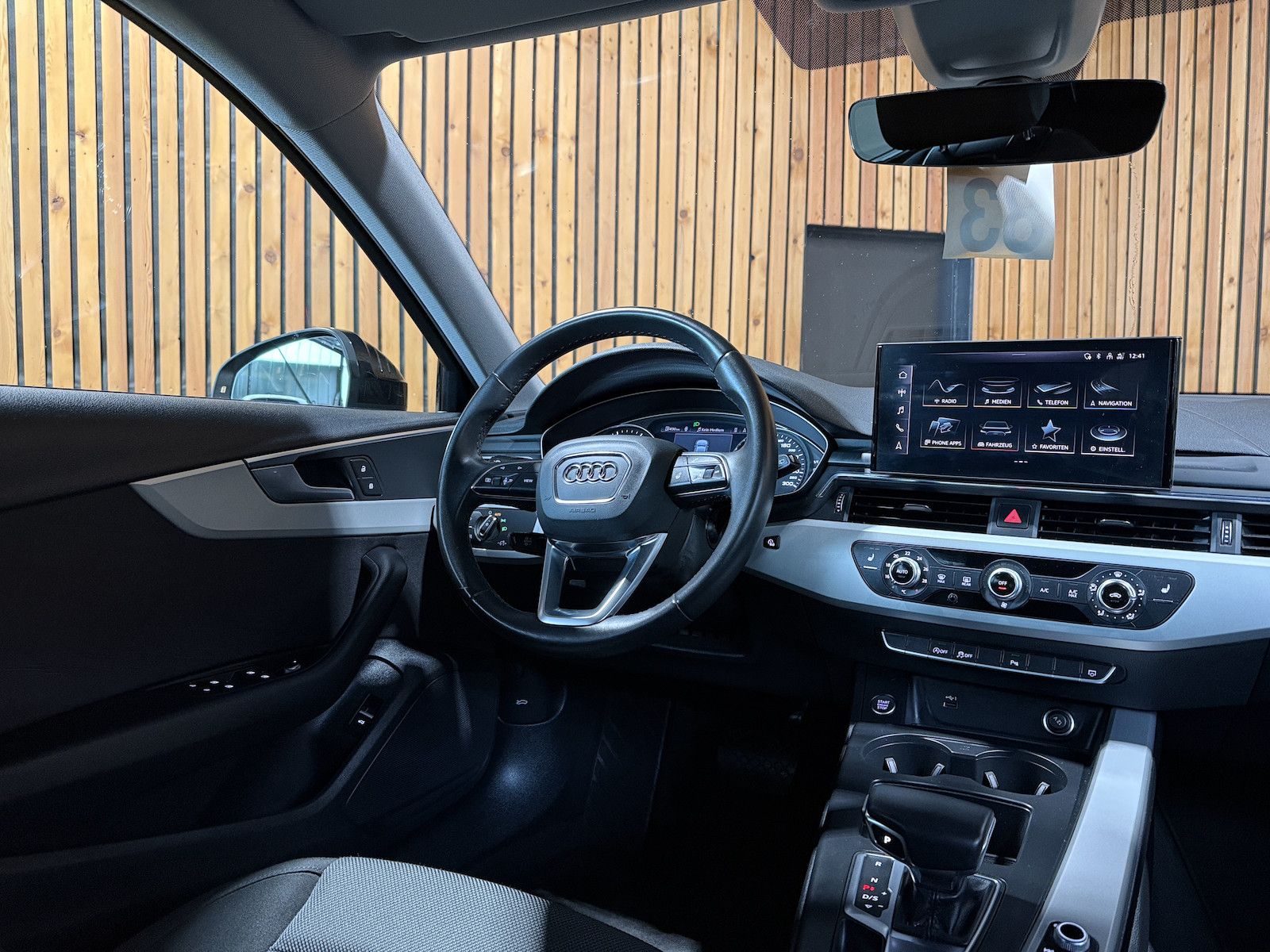 Fahrzeugabbildung Audi A4 Avant 2,0 TDI Aut. *Navi+*ACC*AHK*Kamera*App*