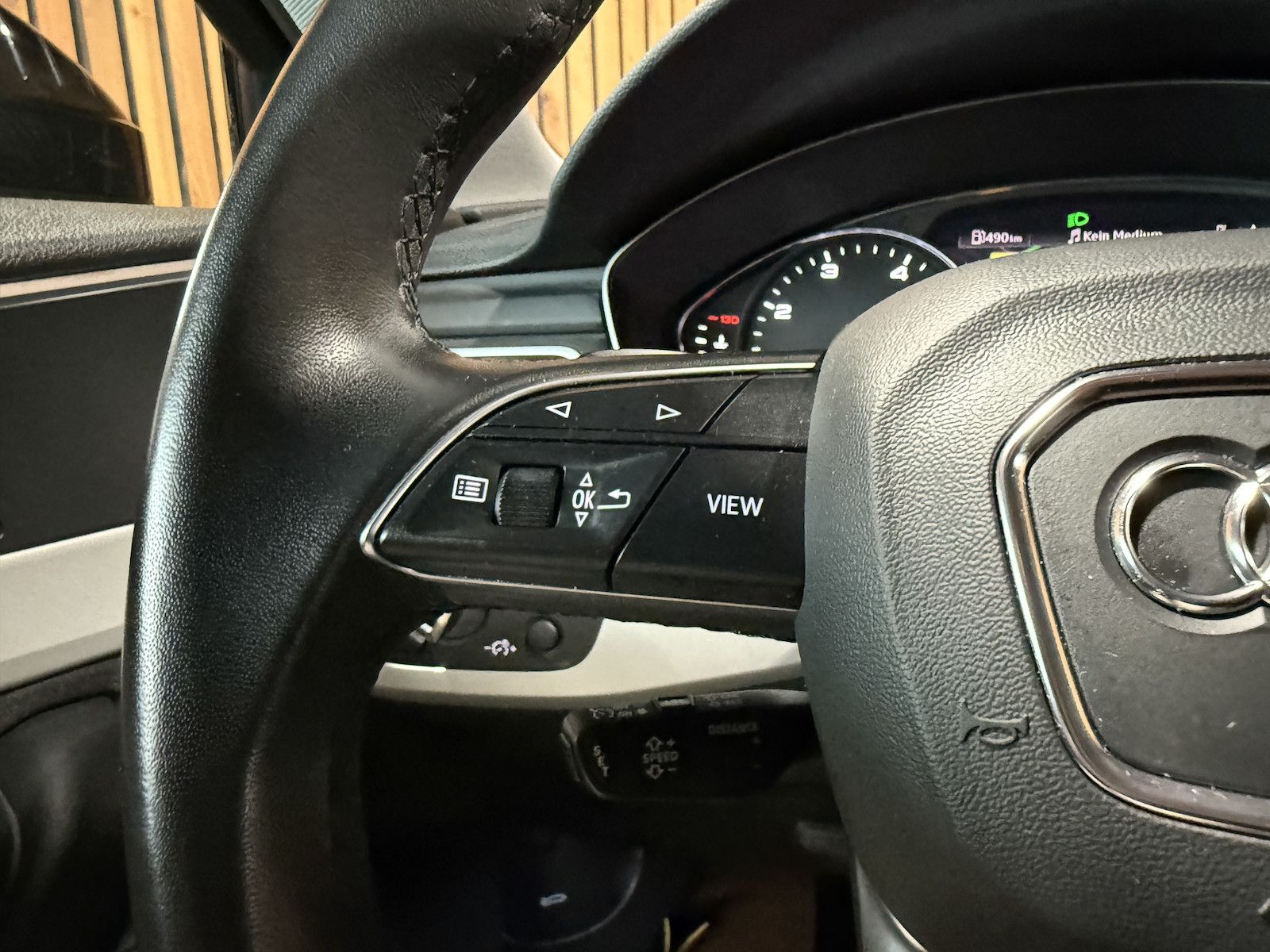 Fahrzeugabbildung Audi A4 Avant 2,0 TDI Aut. *Navi+*ACC*AHK*Kamera*App*