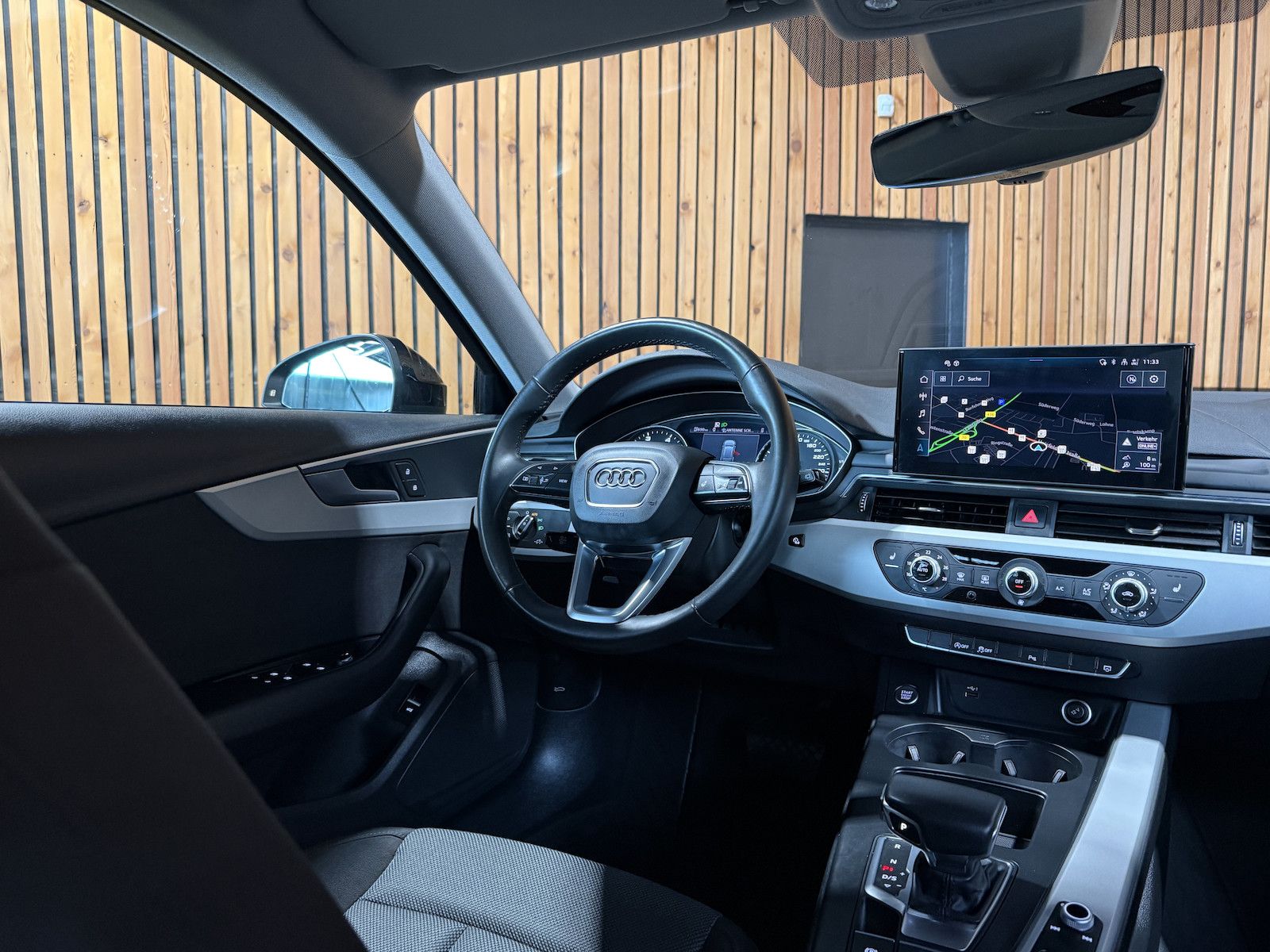Fahrzeugabbildung Audi A4 Avant 2,0 TDI Aut. *Navi+*ACC*AHK*Kamera*App*