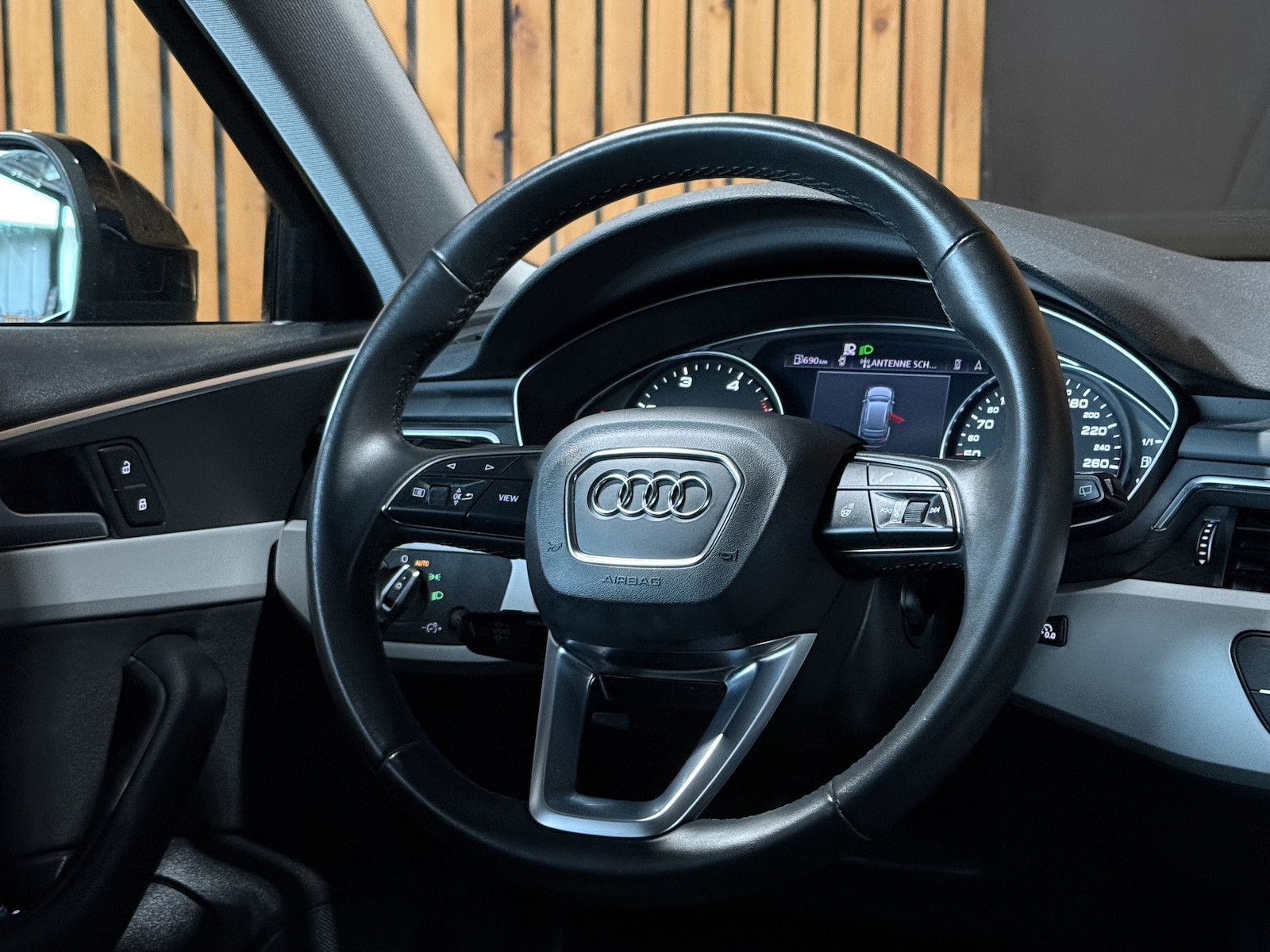 Fahrzeugabbildung Audi A4 Avant 2,0 TDI Aut. *Navi+*ACC*AHK*Kamera*App*