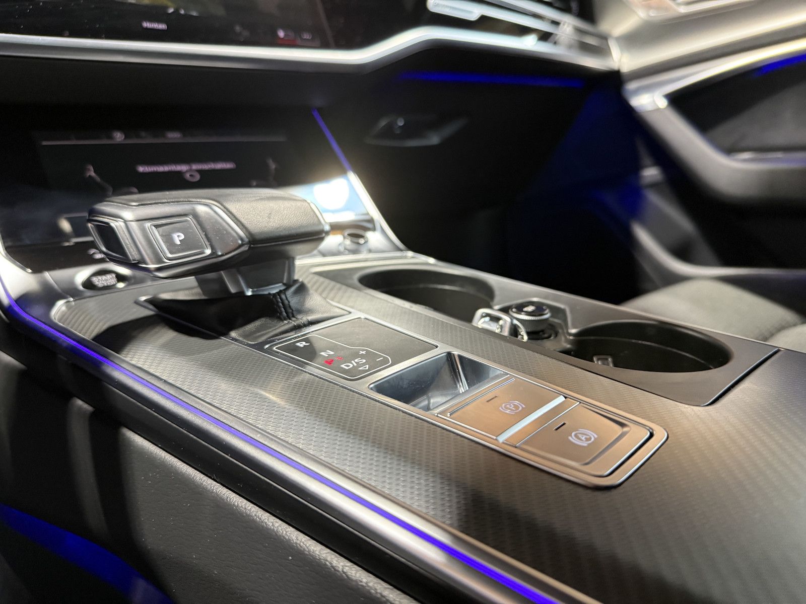 Fahrzeugabbildung Audi A6 Avant 2,0 TDI *Navi*ACC*Kam*Pano*Virtual*Keyl