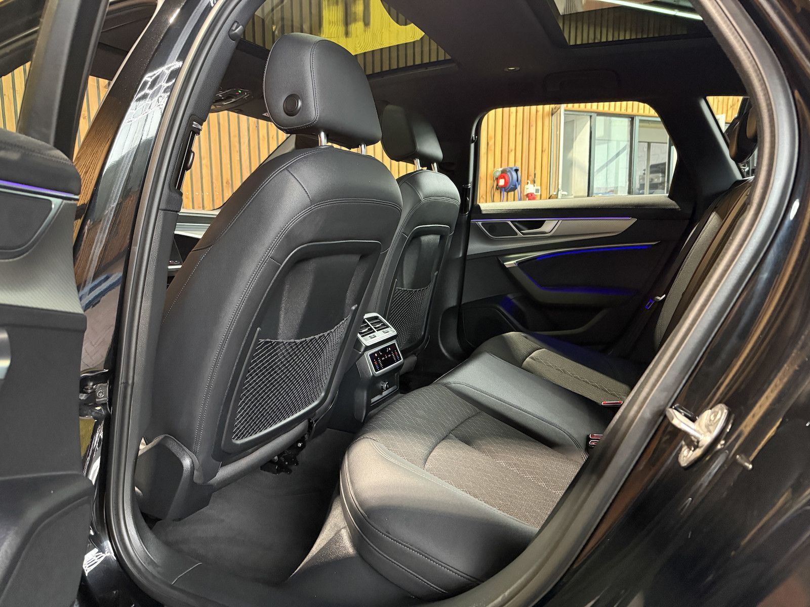 Fahrzeugabbildung Audi A6 Avant 2,0 TDI *Navi*ACC*Kam*Pano*Virtual*Keyl