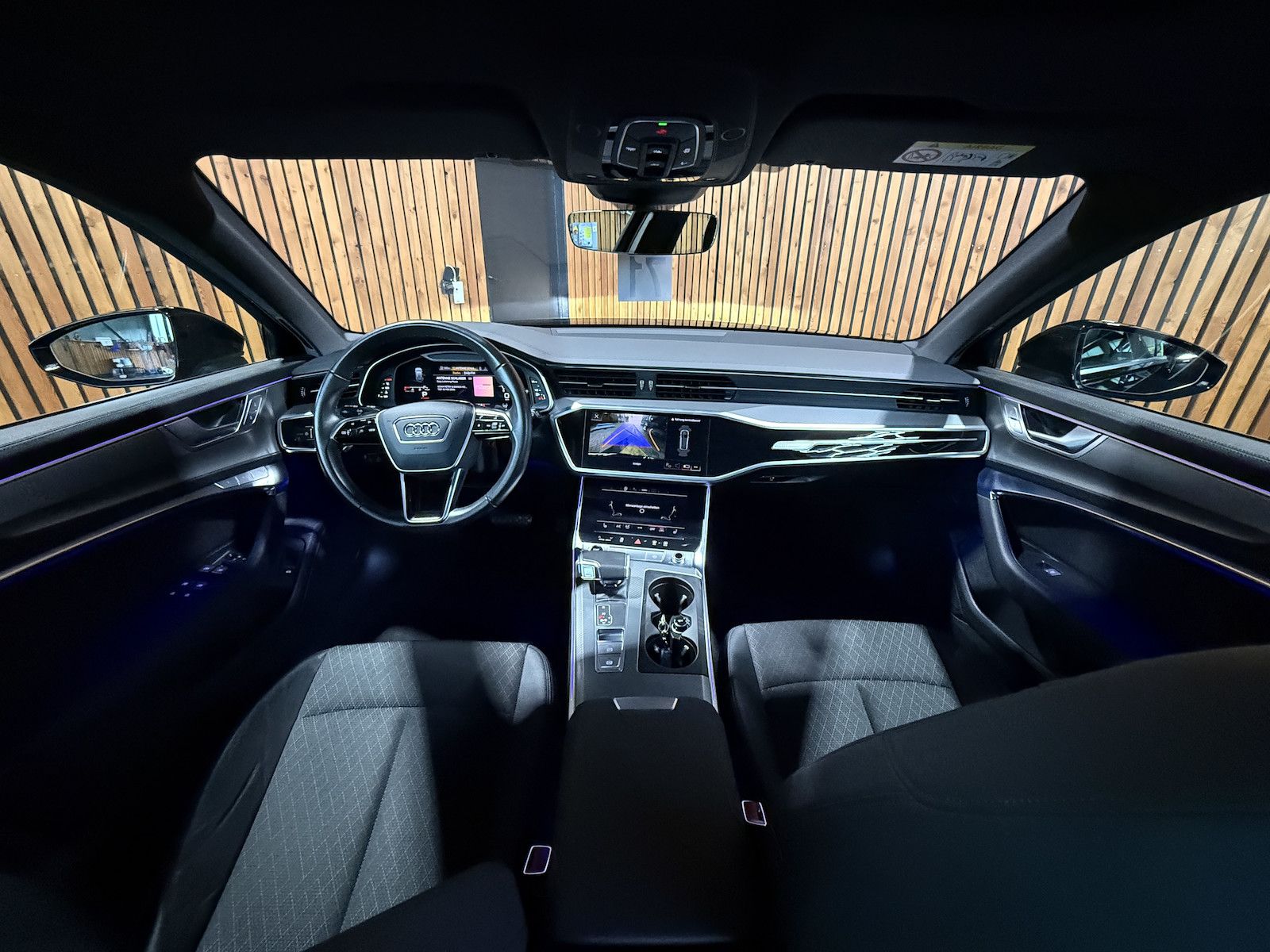 Fahrzeugabbildung Audi A6 Avant 2,0 TDI *Navi*ACC*Kam*Pano*Virtual*Keyl