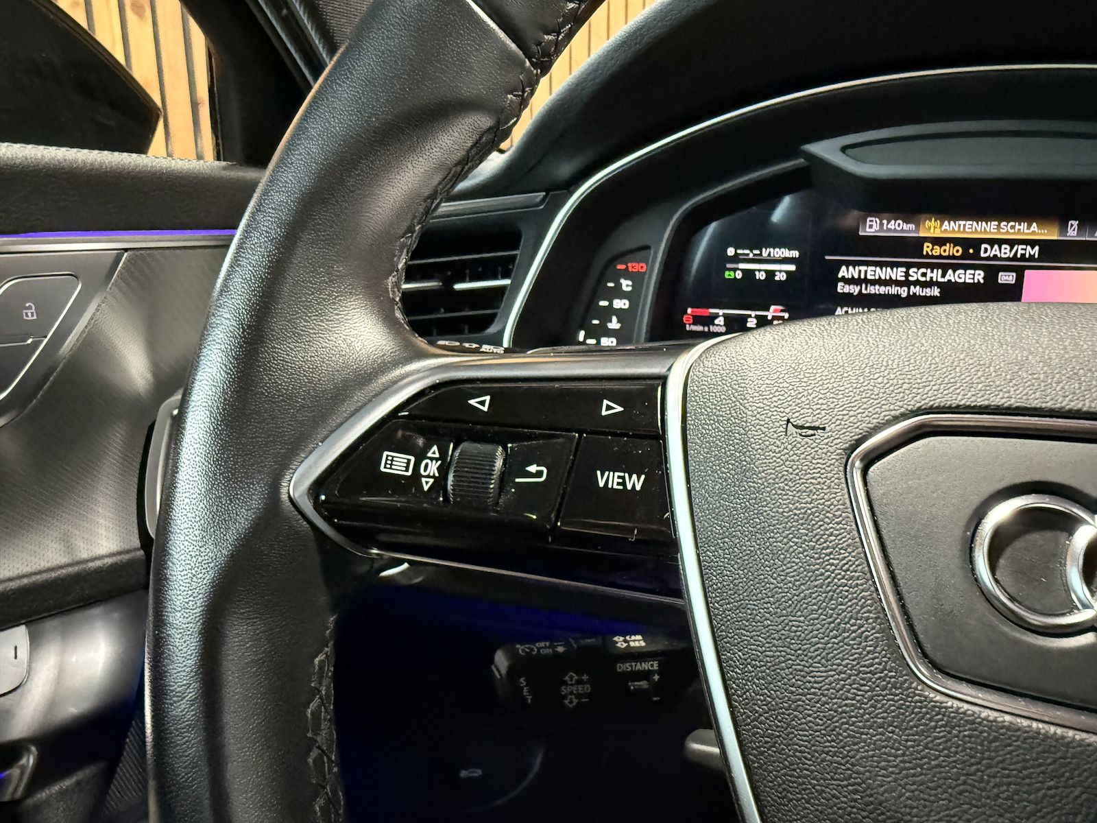 Fahrzeugabbildung Audi A6 Avant 2,0 TDI *Navi*ACC*Kam*Pano*Virtual*Keyl