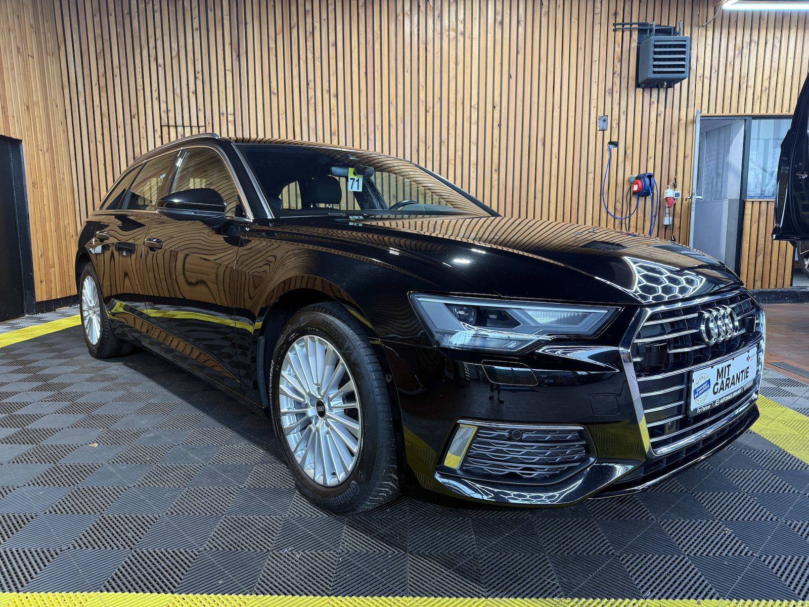 Fahrzeugabbildung Audi A6 Avant 2,0 TDI *Navi*ACC*Kam*Pano*Virtual*Keyl