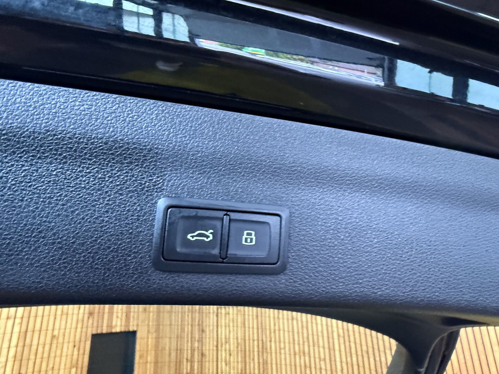 Fahrzeugabbildung Audi A6 Avant 2,0 TDI *Navi*ACC*Kam*Pano*Virtual*Keyl