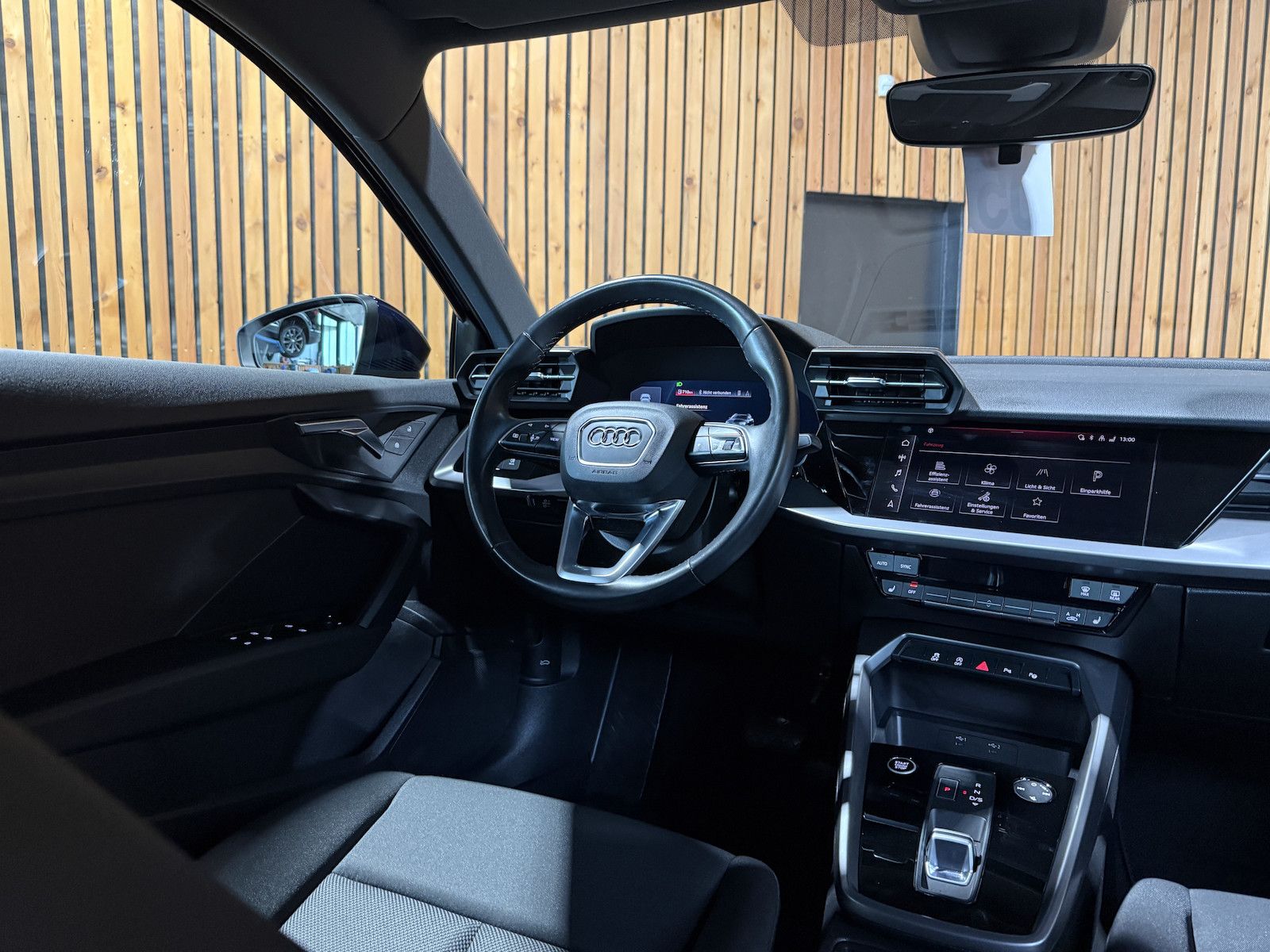 Fahrzeugabbildung Audi A3 Sportback advanced TFSI *Navi*LED*Kam*Virtual