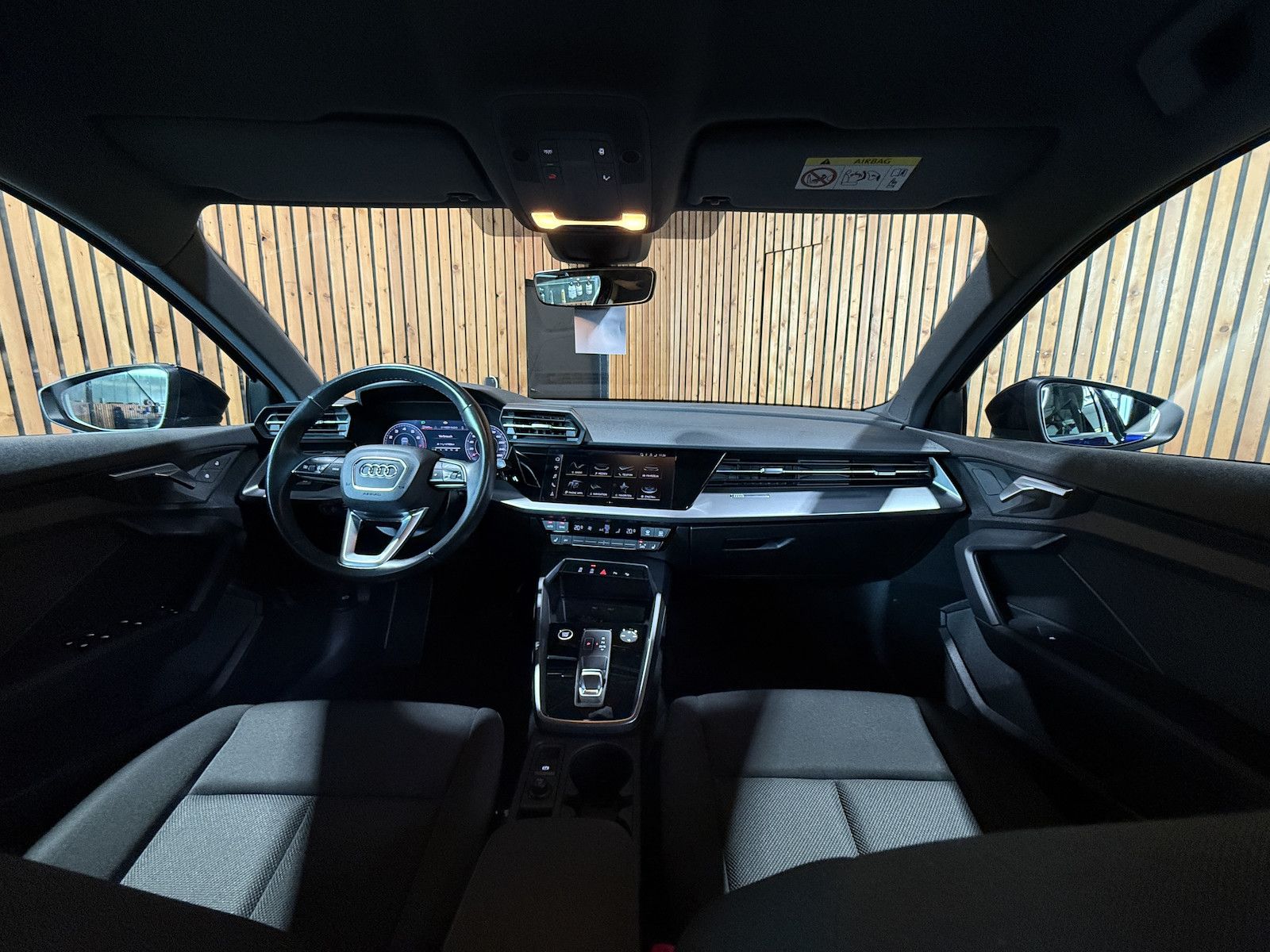 Fahrzeugabbildung Audi A3 Sportback advanced TFSI *Navi*LED*Kam*Virtual