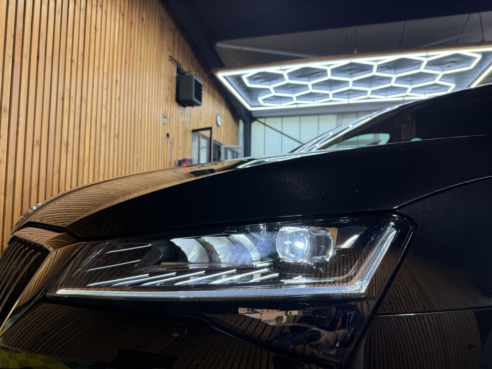 Fahrzeugabbildung SKODA Superb Combi Style TDI DSG *Navi*ACC*Virtual*AHK