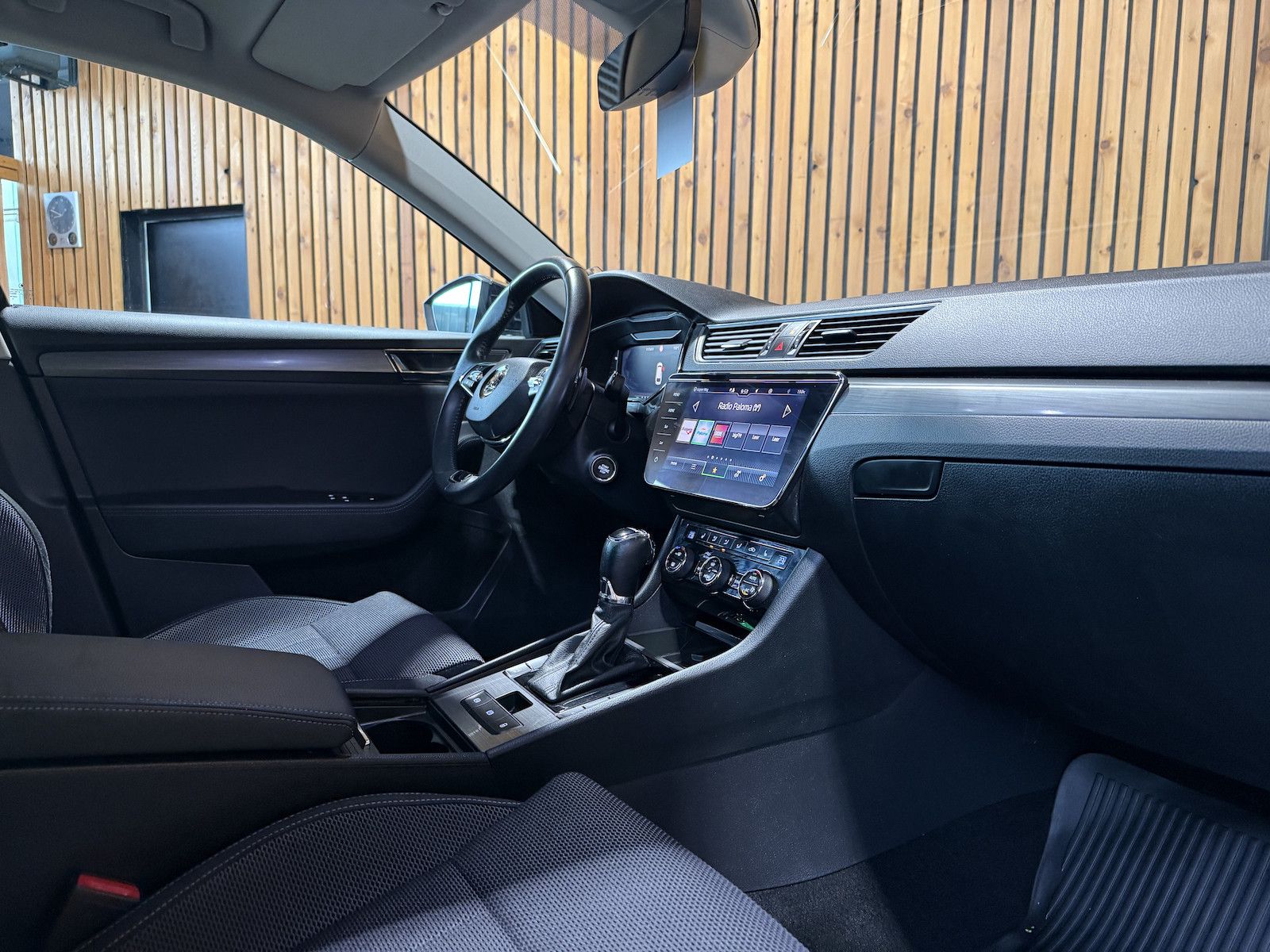 Fahrzeugabbildung SKODA Superb Combi Style TDI DSG *Navi*ACC*Virtual*AHK
