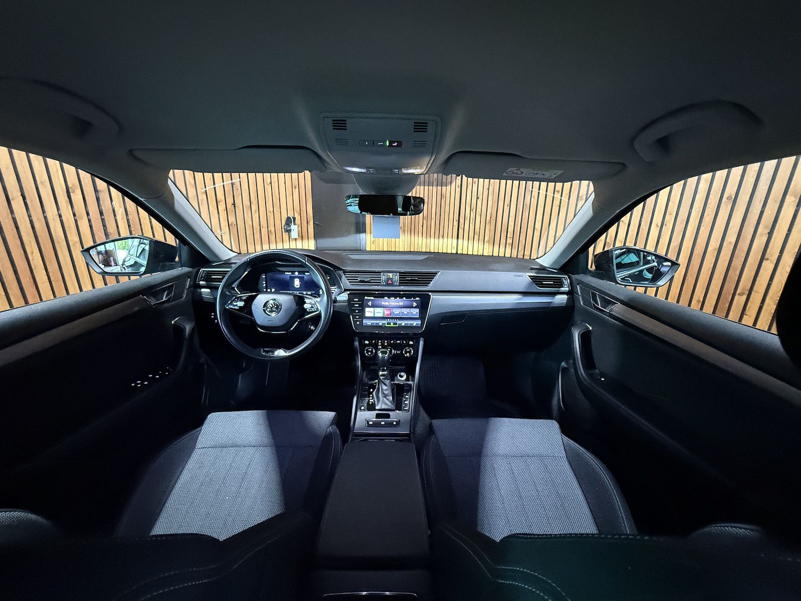 Fahrzeugabbildung SKODA Superb Combi Style TDI DSG *Navi*ACC*Virtual*AHK