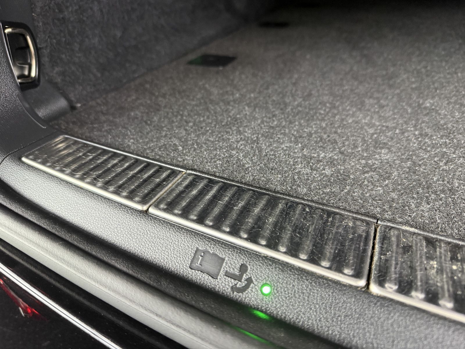 Fahrzeugabbildung SKODA Superb Combi Style TDI DSG *Navi*ACC*Virtual*AHK