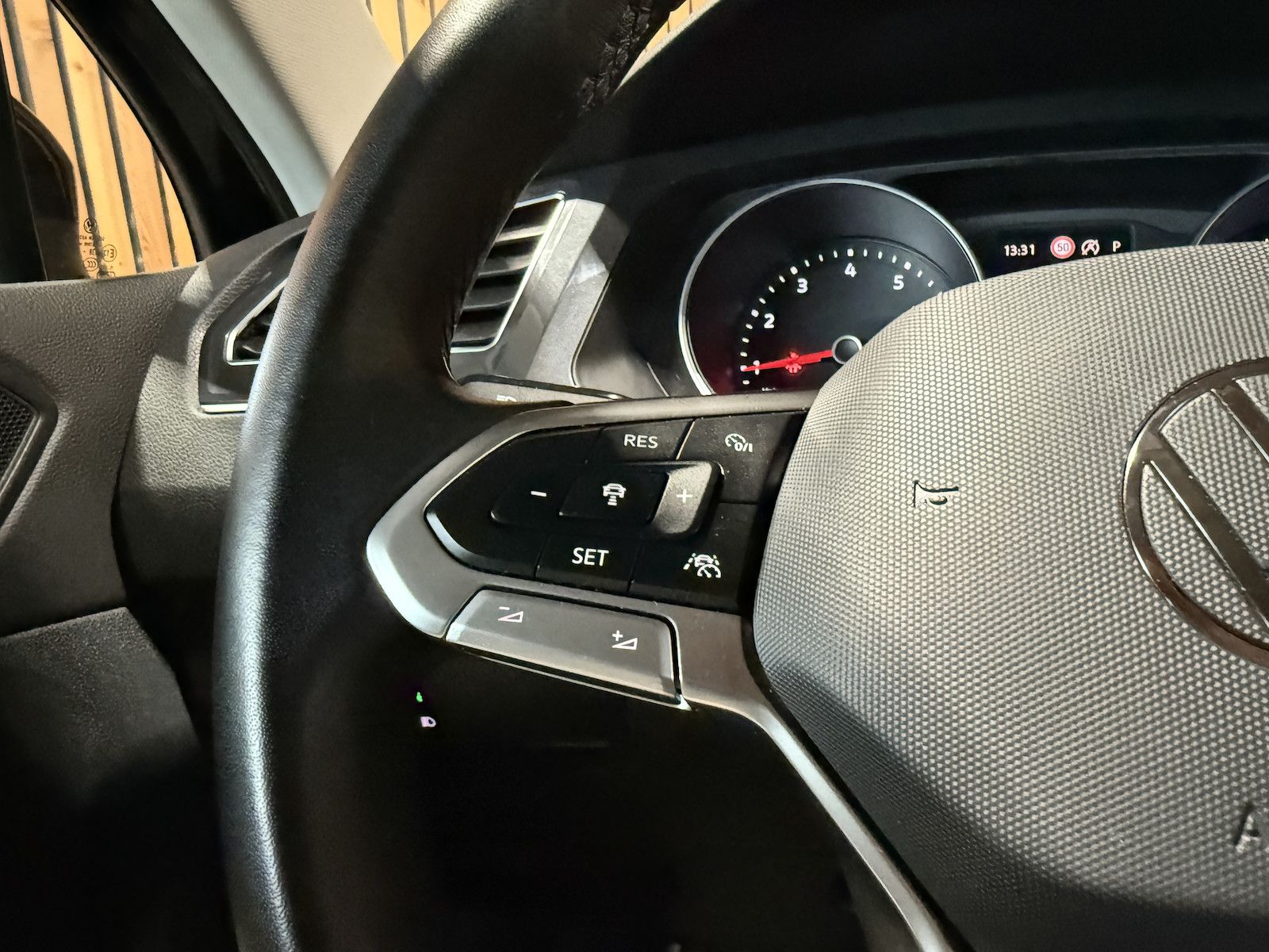 Fahrzeugabbildung Volkswagen Tiguan 1,5 TSI Move DSG *Navi*ACC*Kam*LED*App*