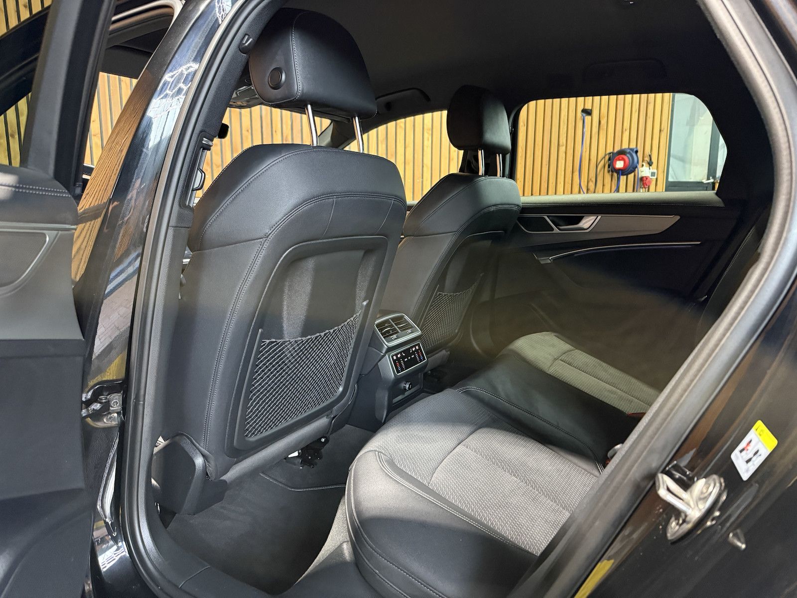 Fahrzeugabbildung Audi A6 Avant 50TFSIe S Line*Navi*Matrix*360*ACC*Keyl