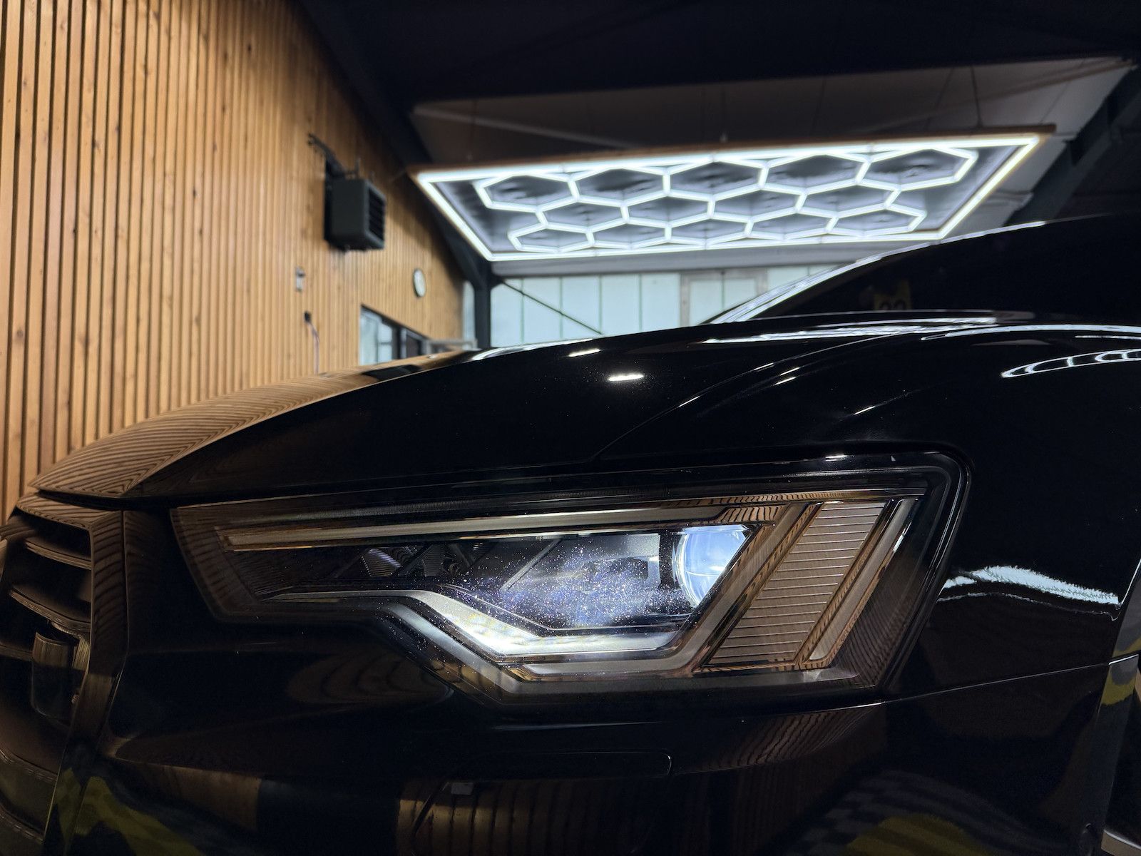 Fahrzeugabbildung Audi A6 Avant 50TFSIe S Line*Navi*Matrix*360*ACC*Keyl