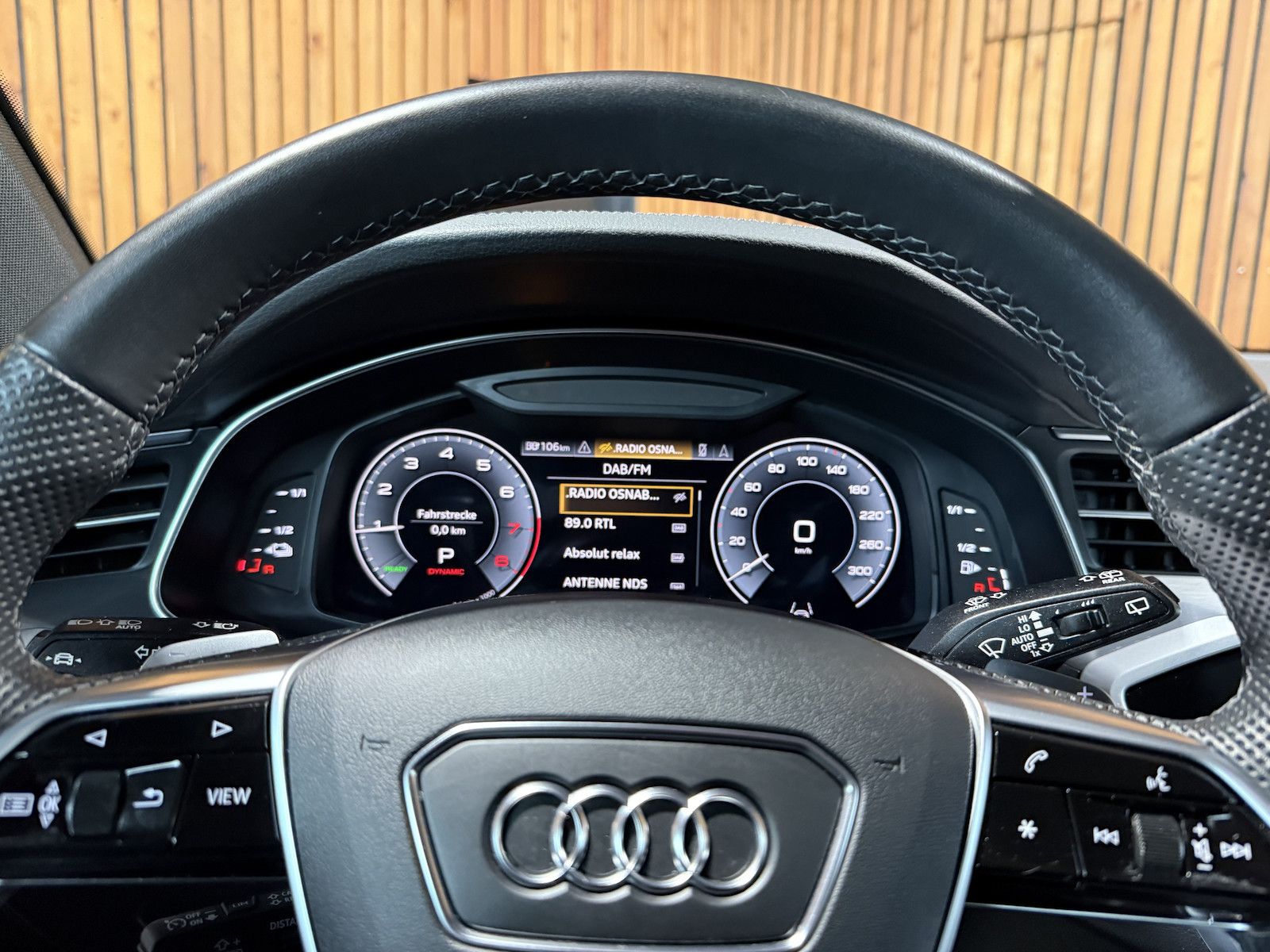 Fahrzeugabbildung Audi A6 Avant 50TFSIe S Line*Navi*Matrix*360*ACC*Keyl