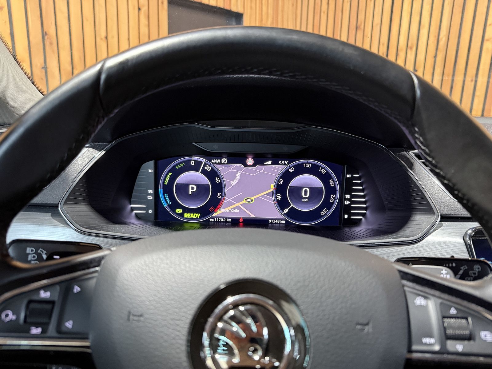 Fahrzeugabbildung SKODA Superb Combi TSI iV DSG *Navi*Virt*Kam*Kessy*DCC