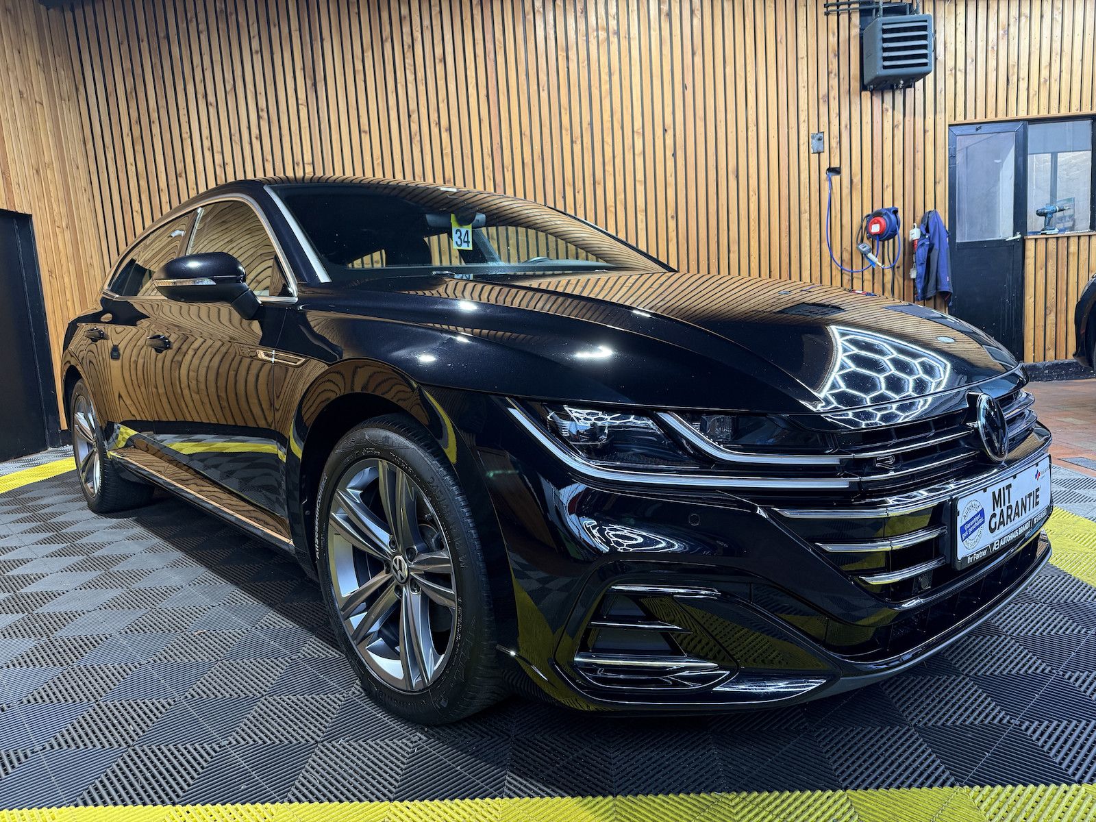 Fahrzeugabbildung Volkswagen Arteon SB. 2,0 TSI R-Line*Navi*Kam*Virtual*Keyl.