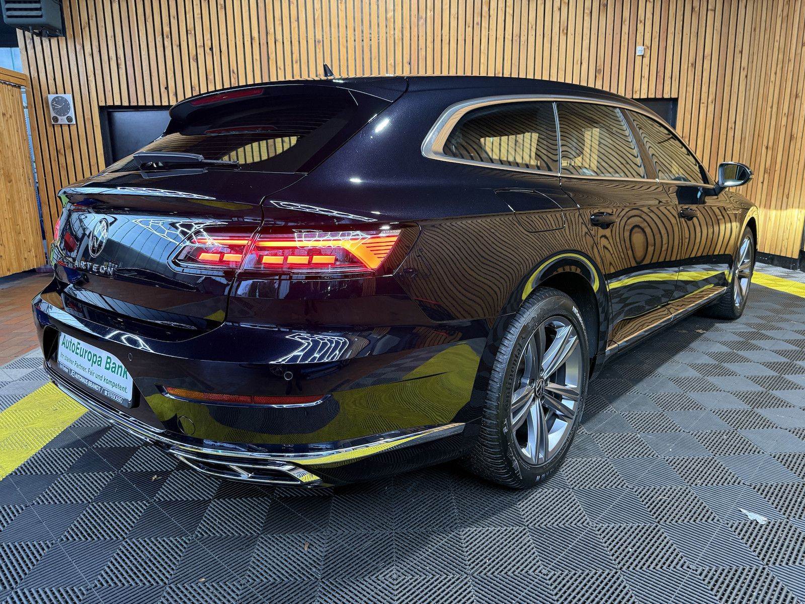 Fahrzeugabbildung Volkswagen Arteon SB. 2,0 TSI R-Line*Navi*Kam*Virtual*Keyl.