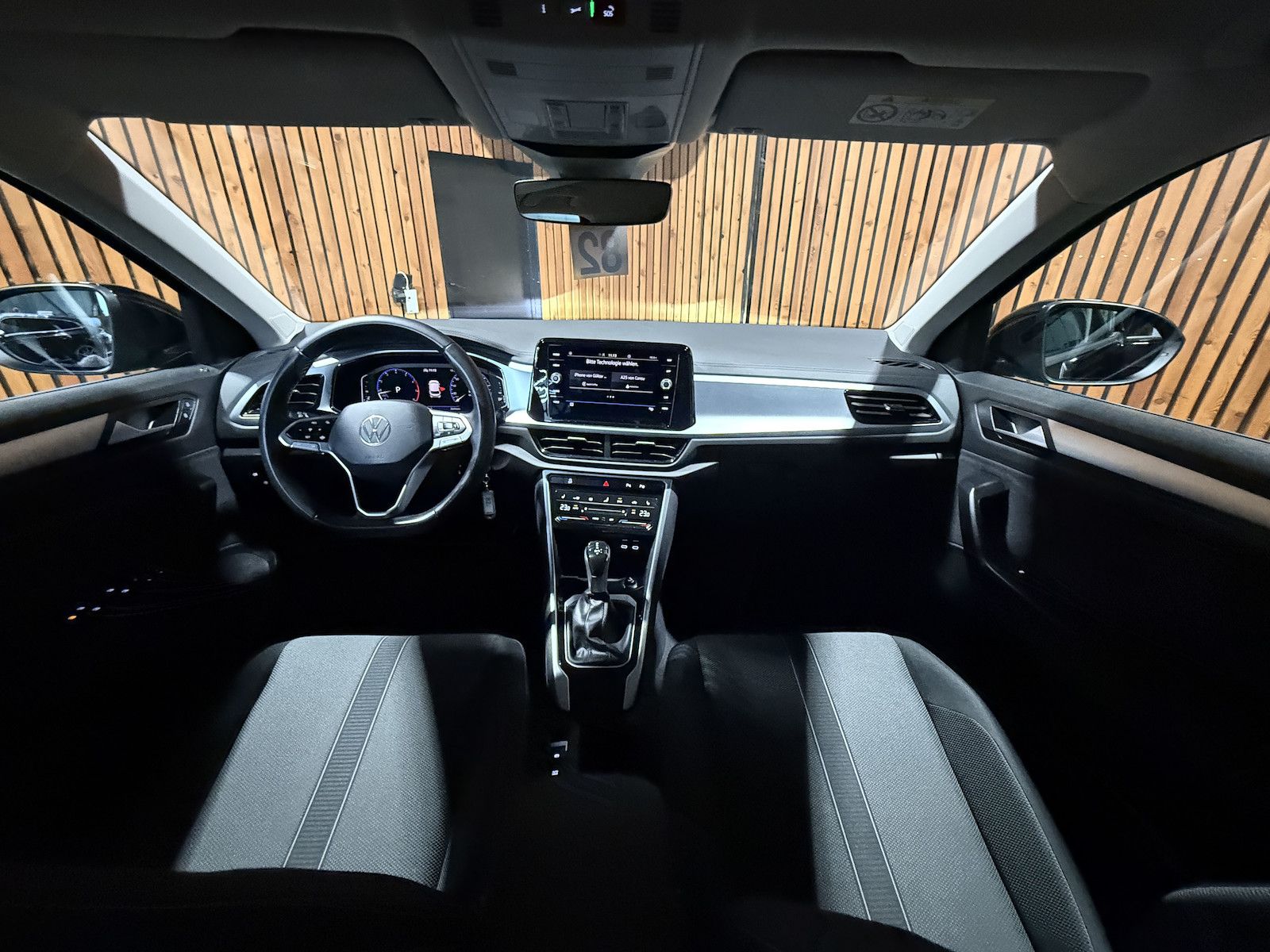 Fahrzeugabbildung Volkswagen T-Roc 1,5 TSI Life DSG *LED*Kam*Virtual*App*ACC*