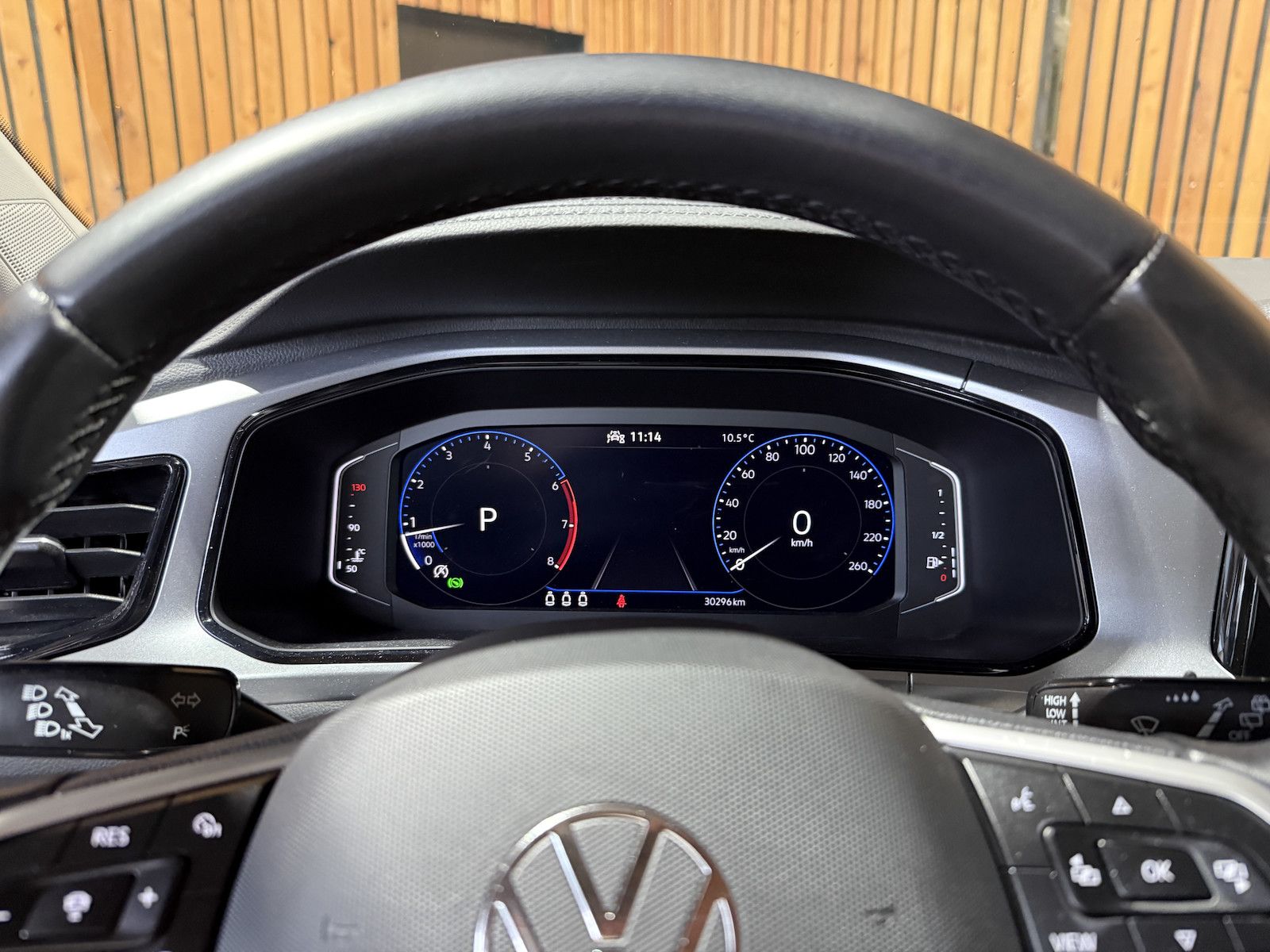 Fahrzeugabbildung Volkswagen T-Roc 1,5 TSI Life DSG *LED*Kam*Virtual*App*ACC*