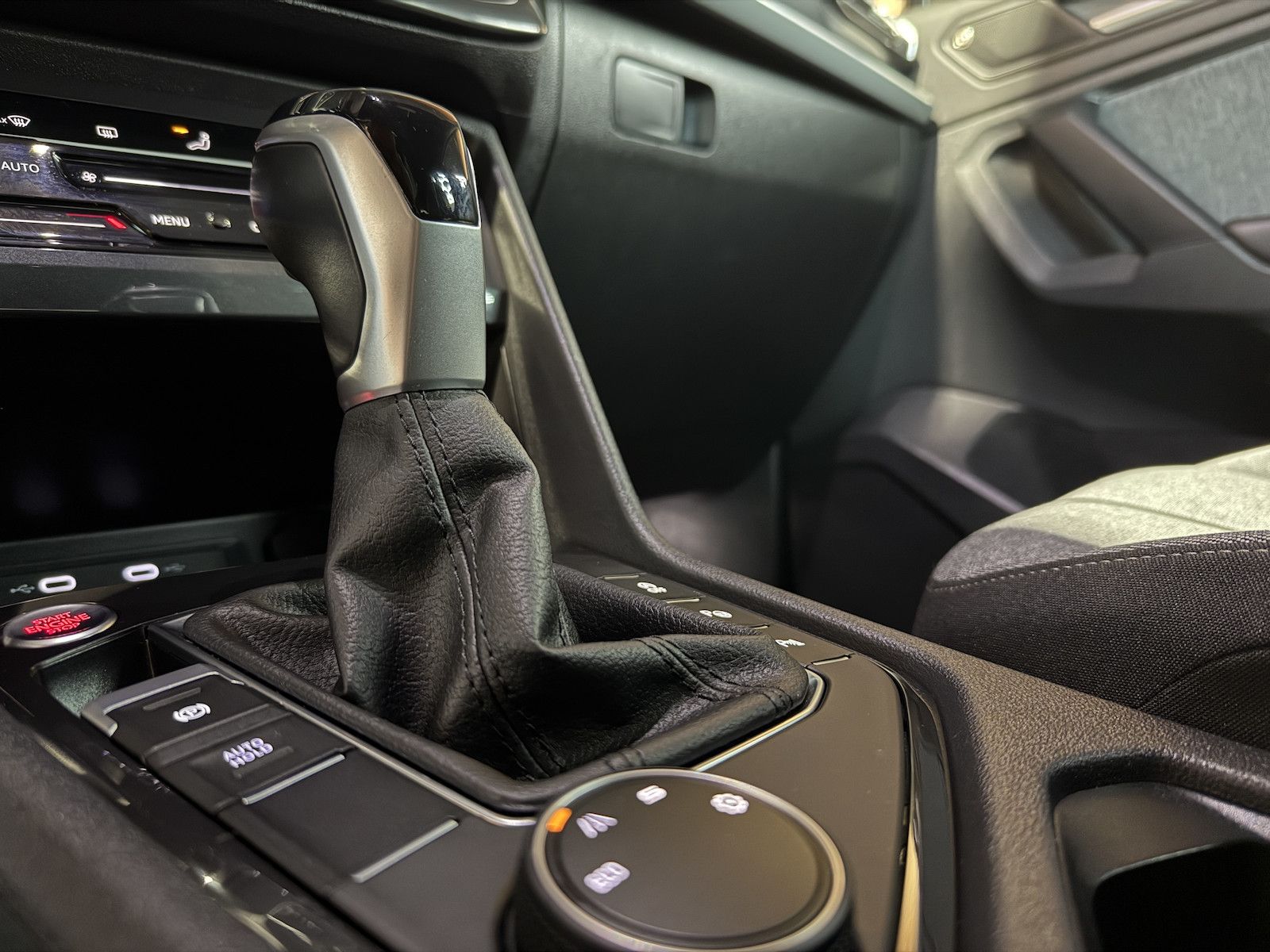 Fahrzeugabbildung SEAT Tarraco 2,0 TDI DSG *Navi*LED*Kam*VC*Beats*Keyl.