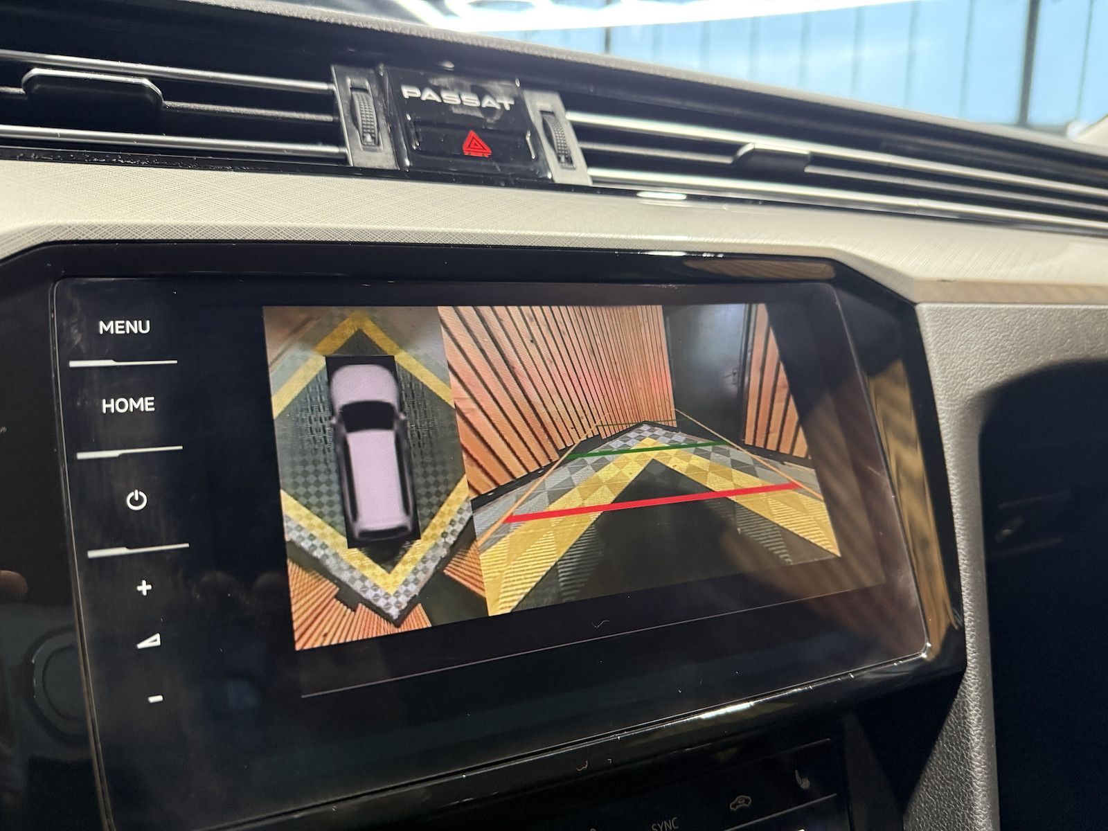 Fahrzeugabbildung Volkswagen Passat Variant GTE DSG *Navi*Kam*AHK*Virtual*ACC