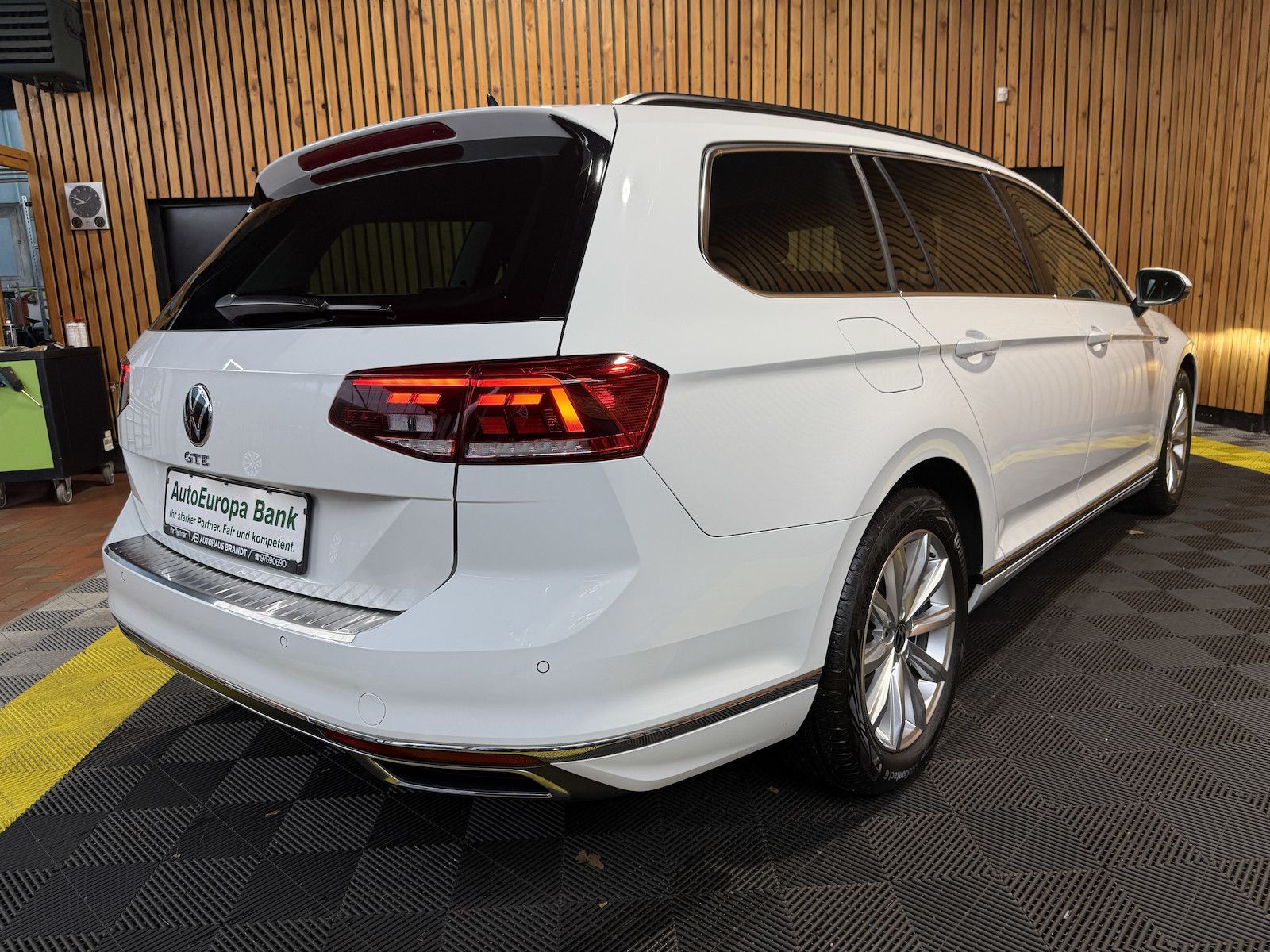 Fahrzeugabbildung Volkswagen Passat Variant GTE DSG *Navi*Kam*AHK*Virtual*ACC