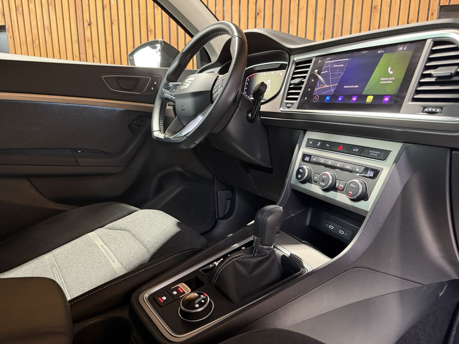 Fahrzeugabbildung SEAT Ateca 1,5 TSI X-Perience DSG *Navi*LED*Kam*Virt