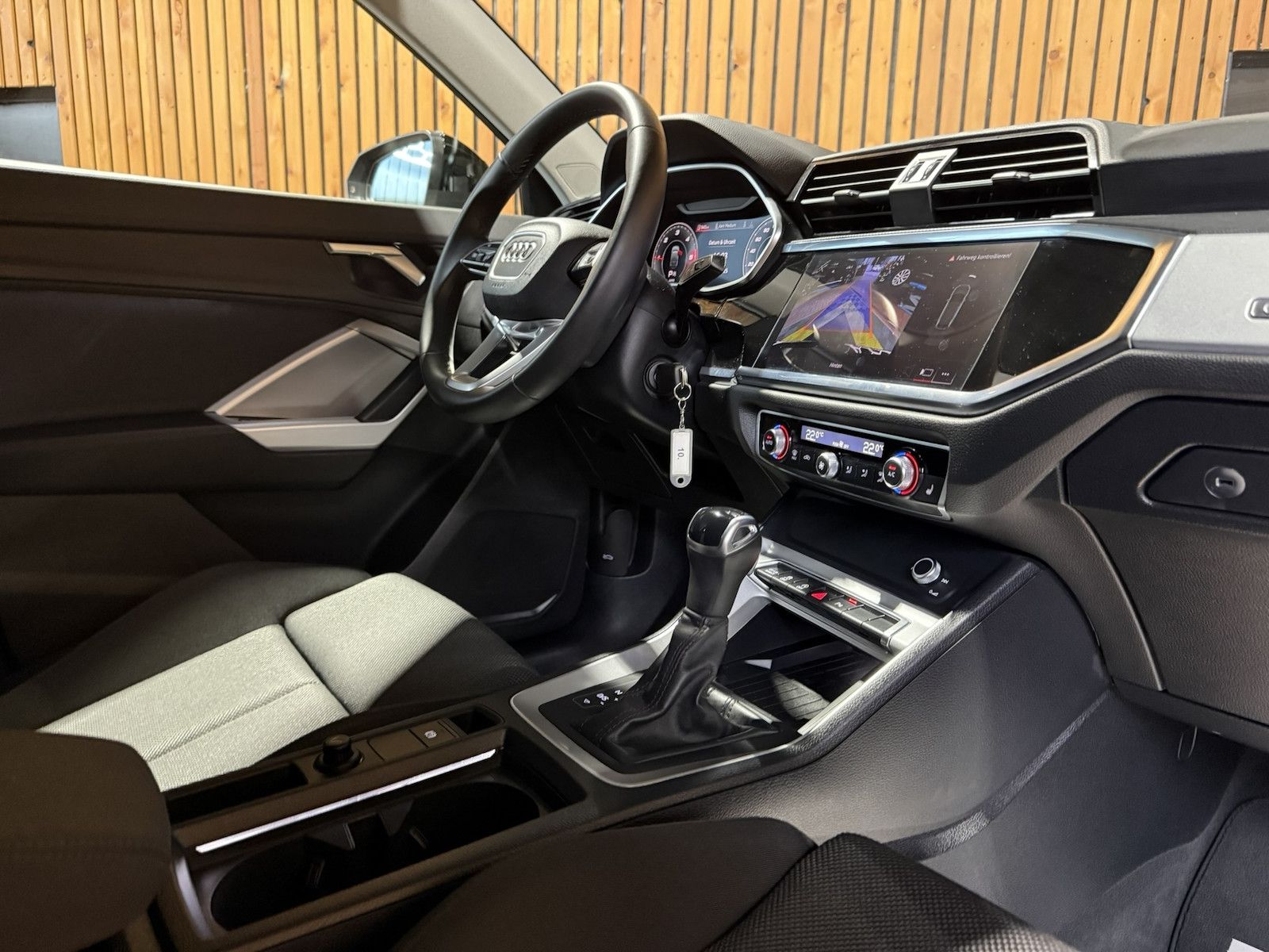 Fahrzeugabbildung Audi Q3 Sportback 35TDI Aut. *Navi+*LED*Virtual*Kam*