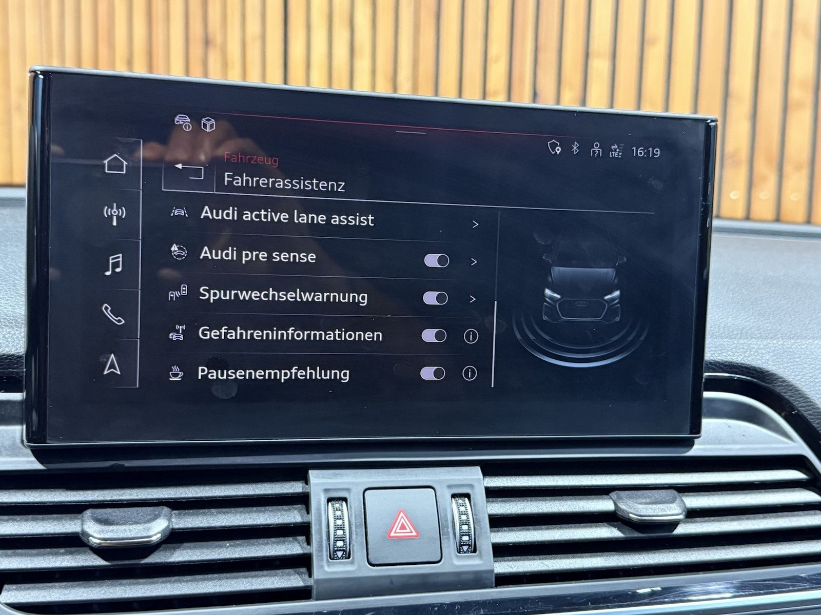 Fahrzeugabbildung Audi Q5 55 TFSI e S Line*Navi*Leder*Kam*ACC*Matrix*VC