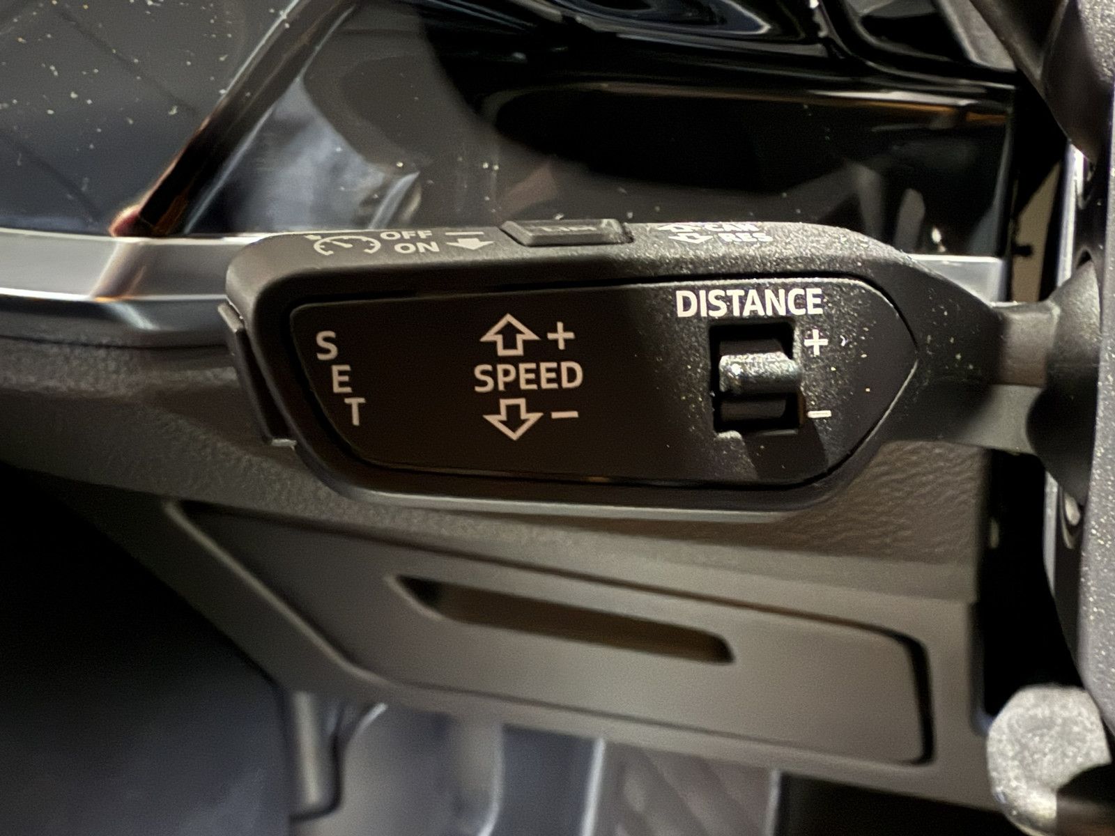 Fahrzeugabbildung Audi Q3 35TDI advanced Aut. Navi+*LED*Virtual*Kam*AHK