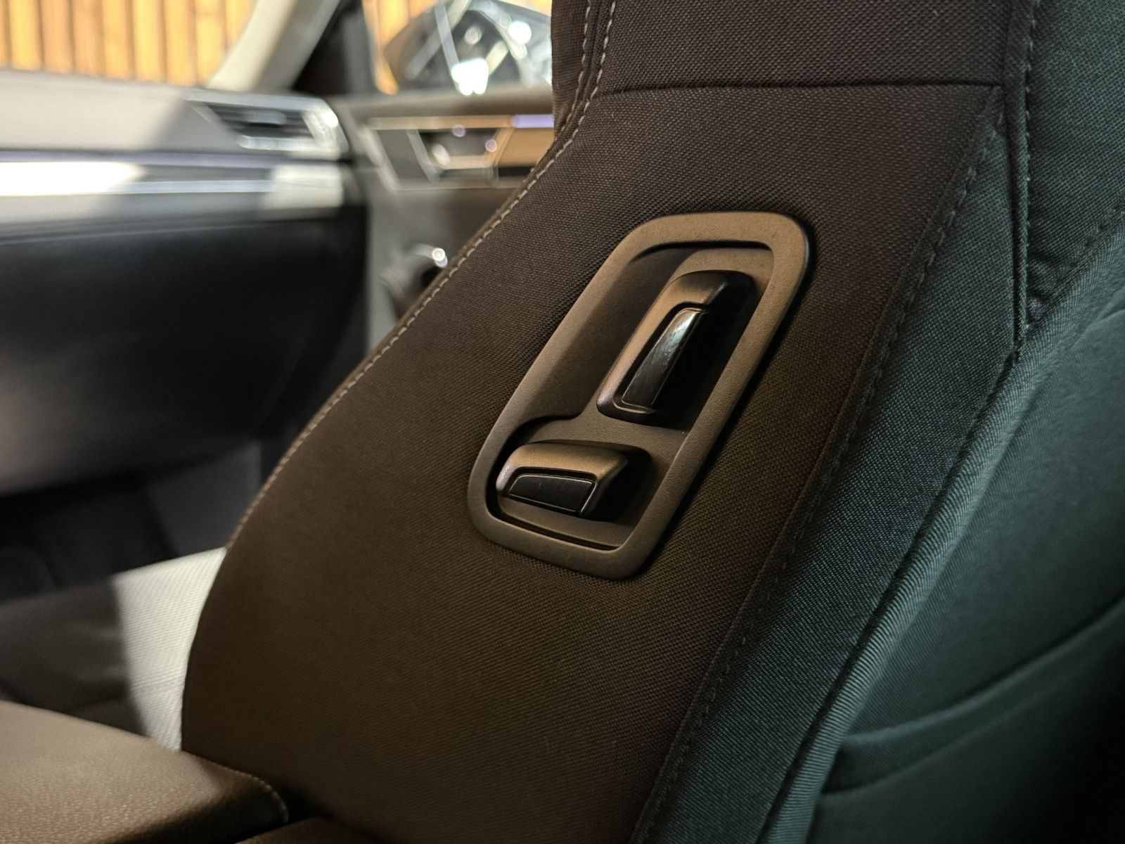 Fahrzeugabbildung SKODA Superb Combi Style 1,5 TSI DSG Navi*Virt*Kam*AHK