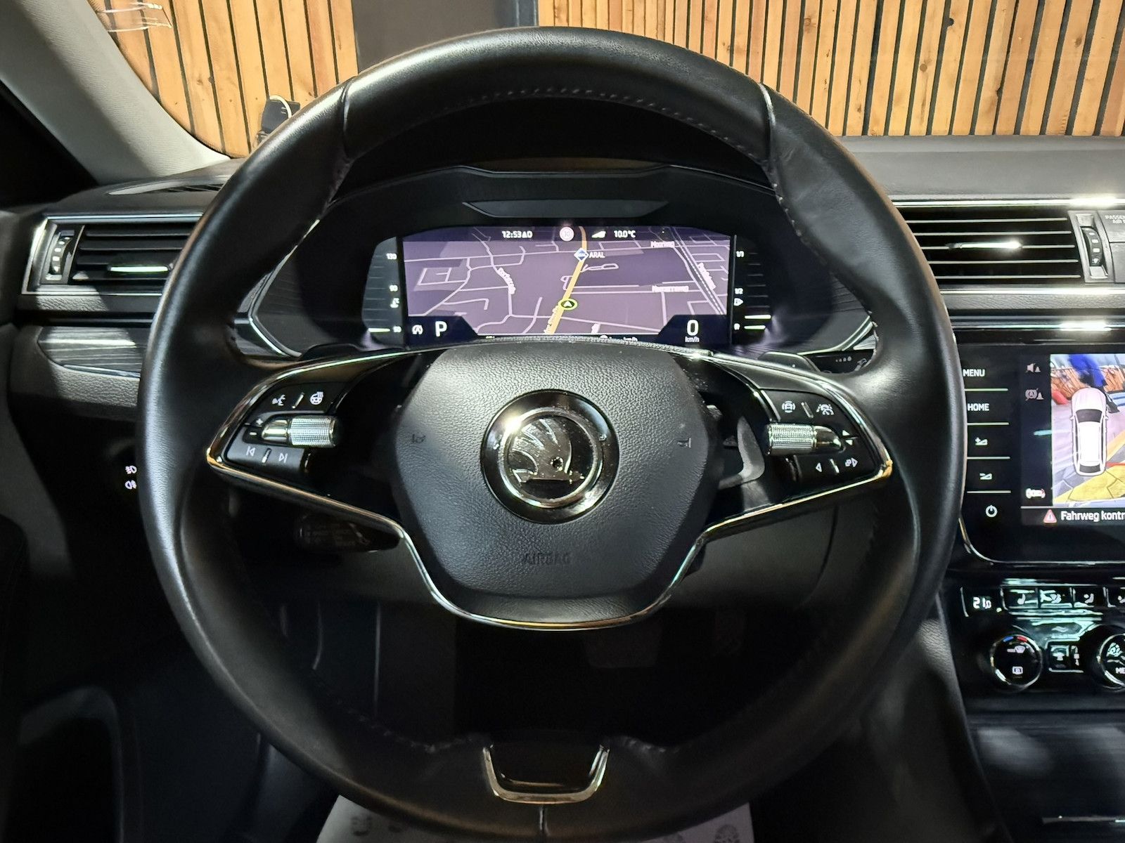 Fahrzeugabbildung SKODA Superb Combi Style 1,5 TSI DSG Navi*Virt*Kam*AHK