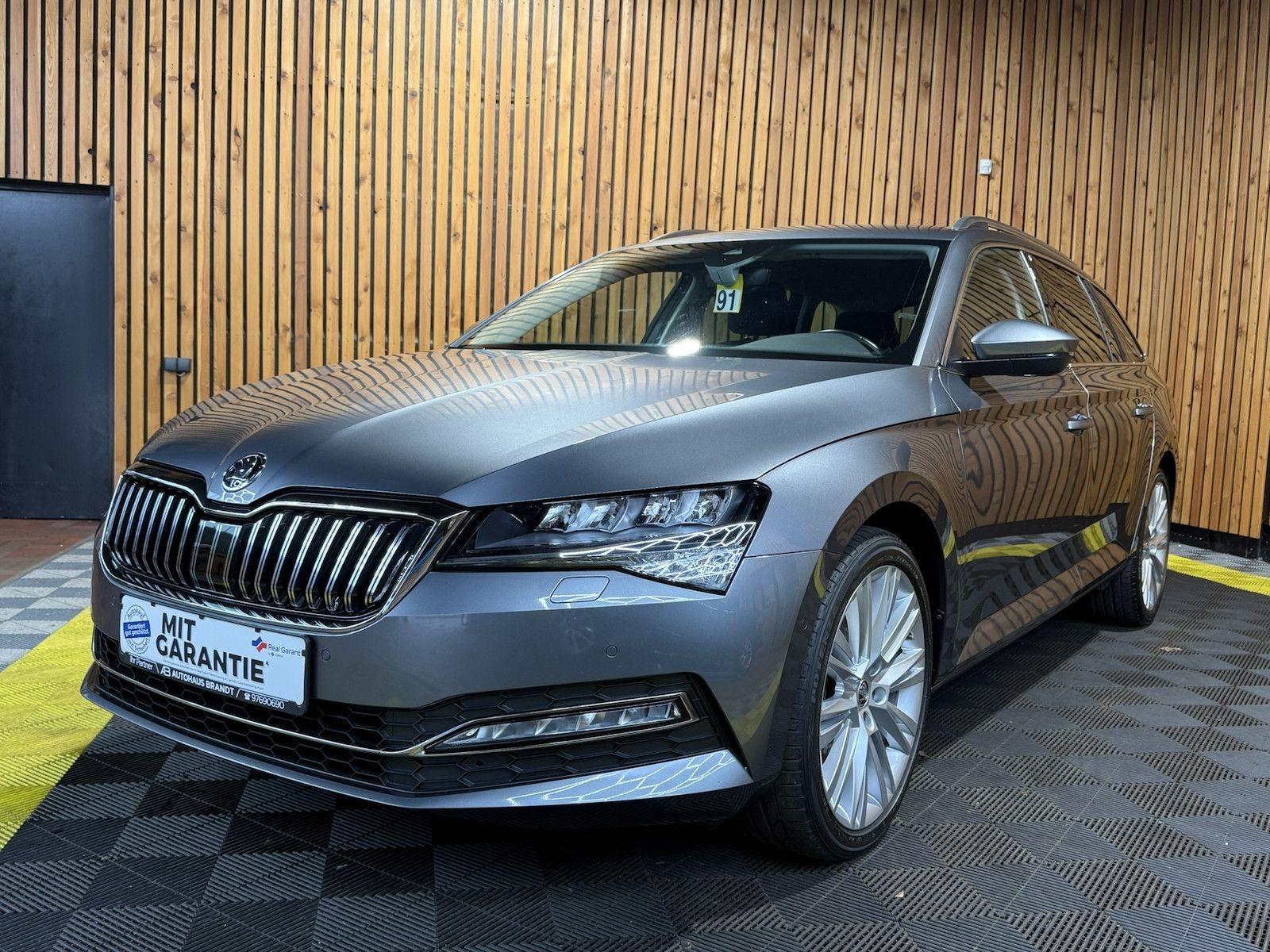 Fahrzeugabbildung SKODA Superb Combi Style 1,5 TSI DSG Navi*Virt*Kam*AHK