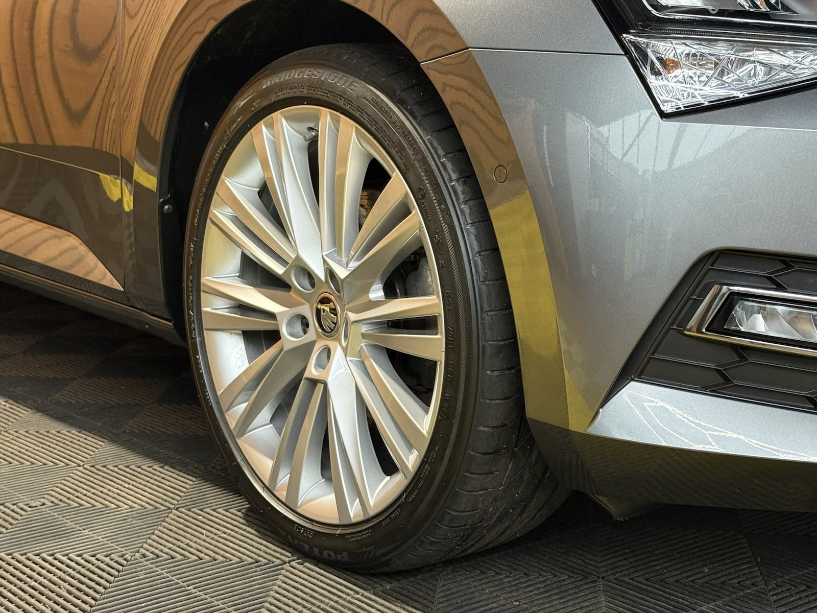 Fahrzeugabbildung SKODA Superb Combi Style 1,5 TSI DSG Navi*Virt*Kam*AHK