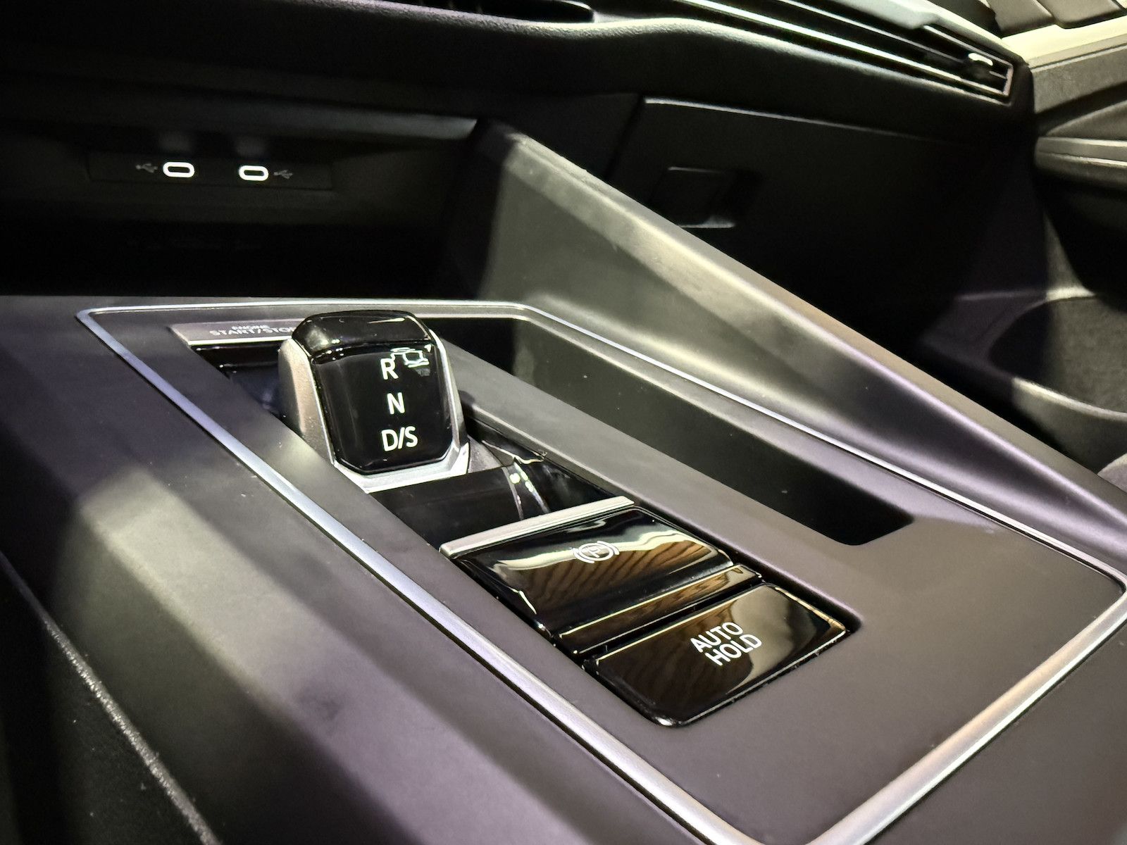 Fahrzeugabbildung Volkswagen Golf Variant 2,0 TDI Facelift *Navi*LED*Kam*AHK*