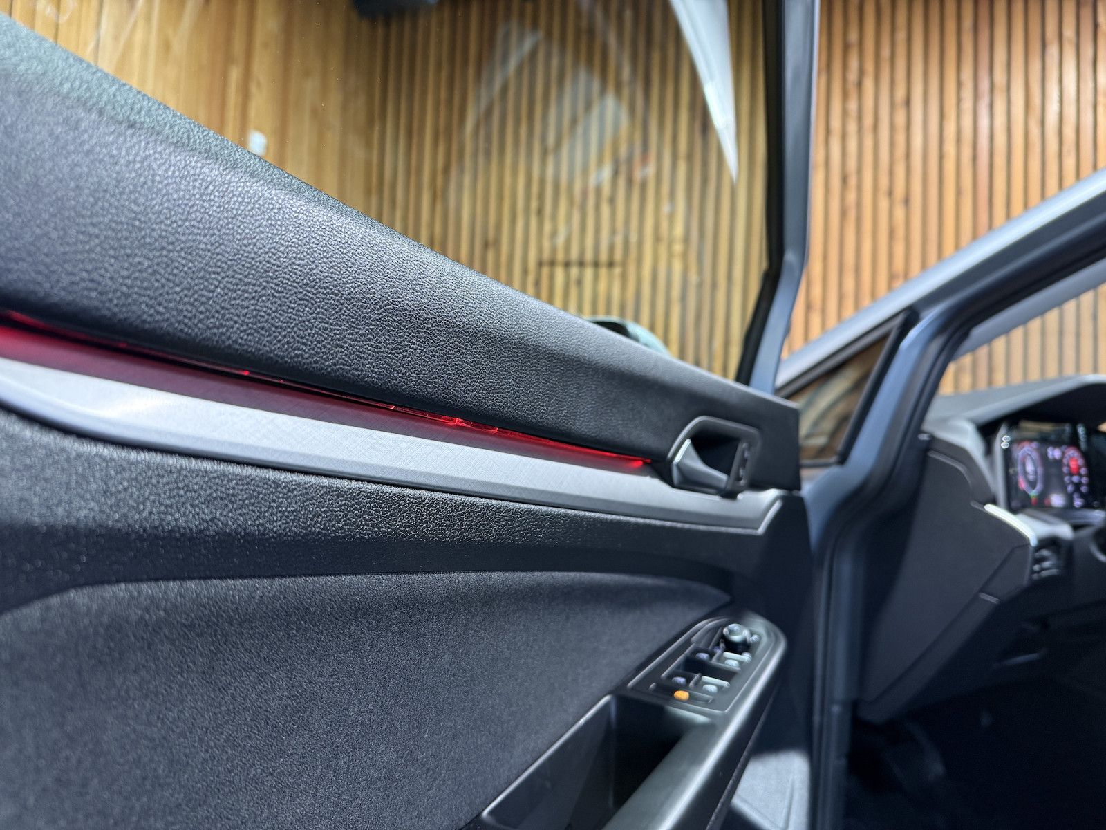 Fahrzeugabbildung Volkswagen Golf Variant 2,0 TDI Facelift *Navi*LED*Kam*AHK*