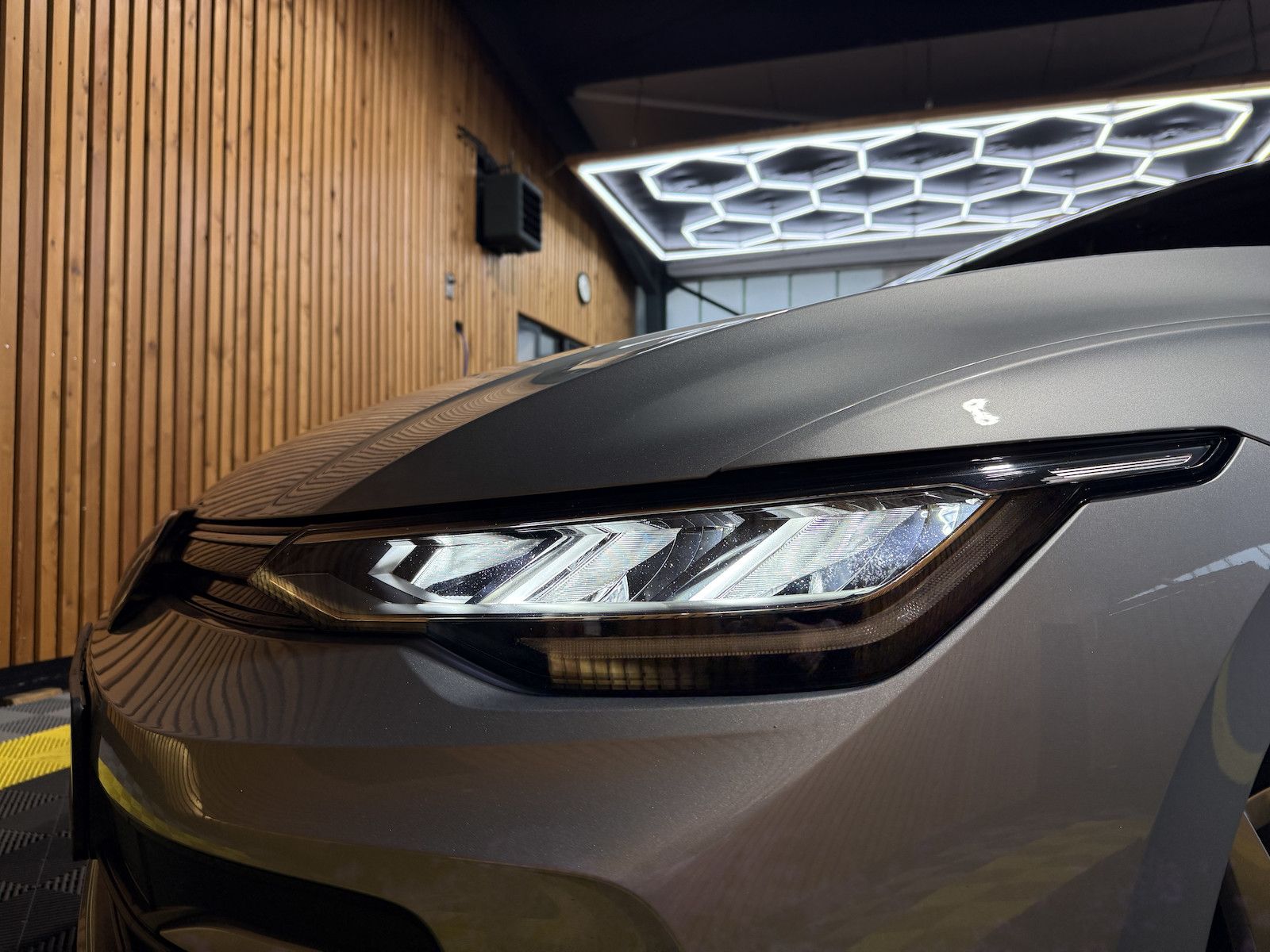 Fahrzeugabbildung Volkswagen Golf Variant 2,0 TDI Facelift *Navi*LED*Kam*AHK*