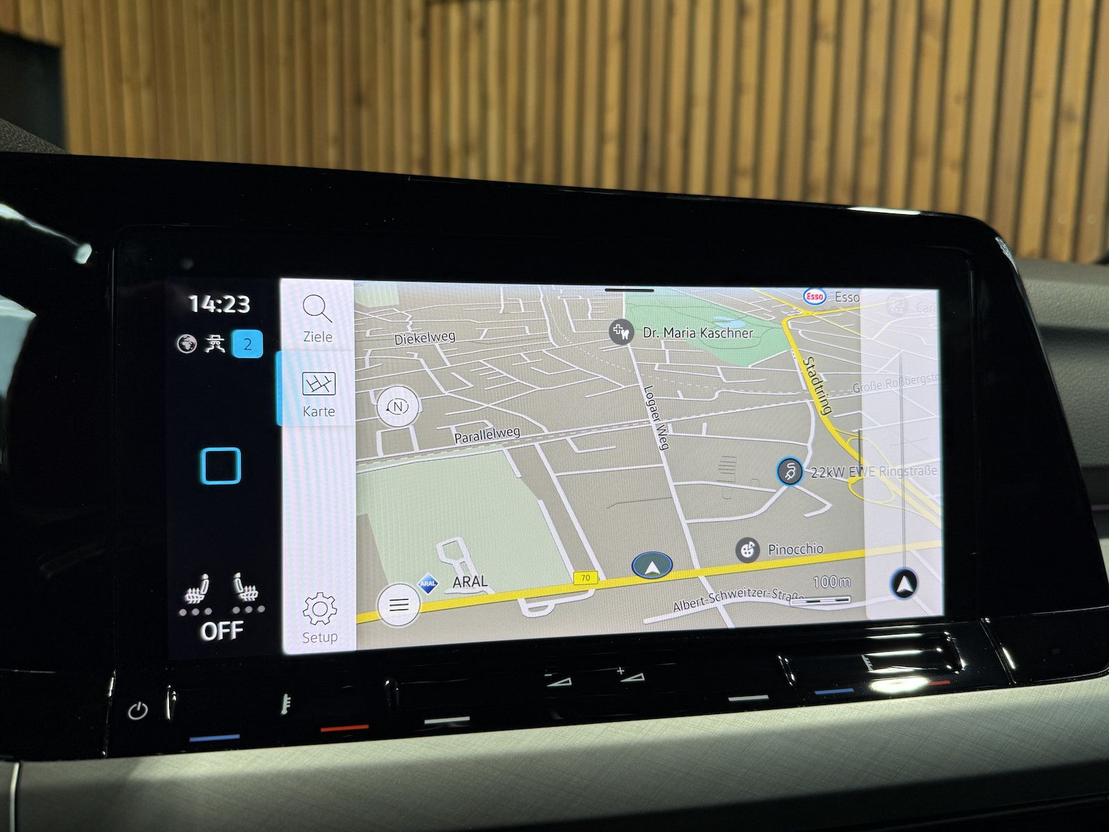 Fahrzeugabbildung Volkswagen Golf Variant 2,0 TDI Life DSG *Navi*LED*Kam*AHK*