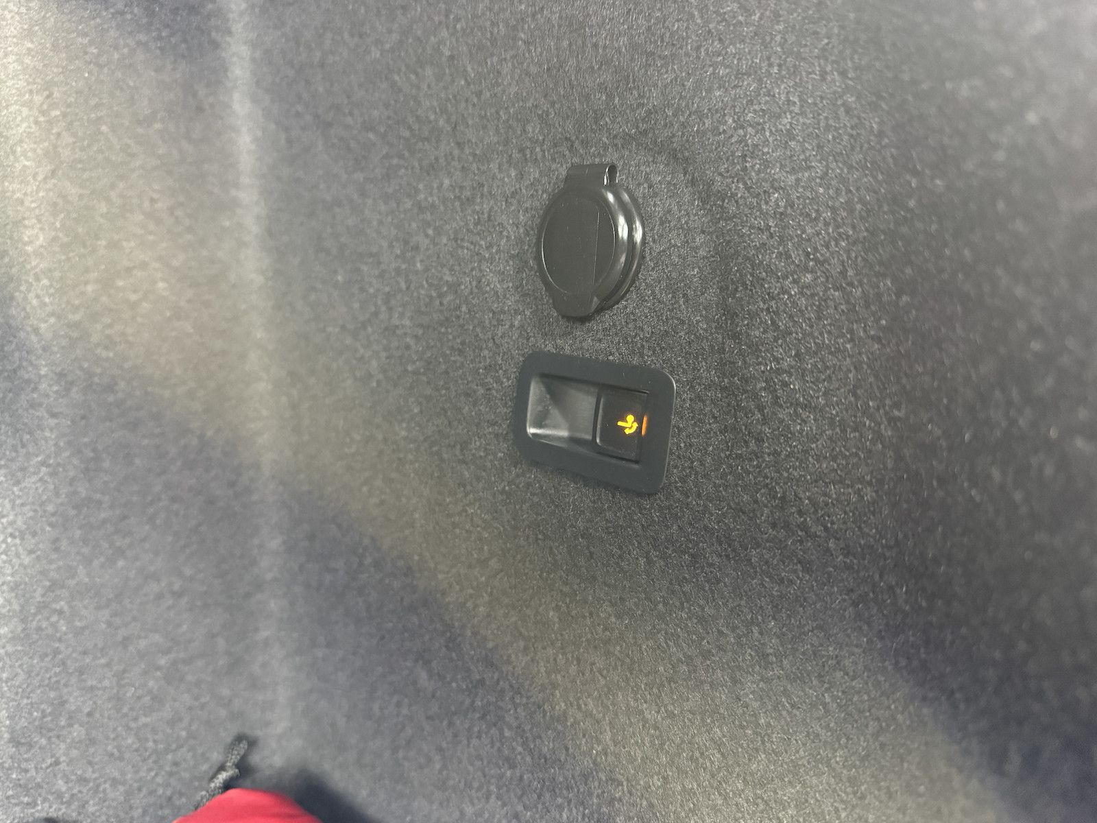 Fahrzeugabbildung Volkswagen Golf Variant 2,0 TDI Life DSG *Navi*LED*Kam*AHK*