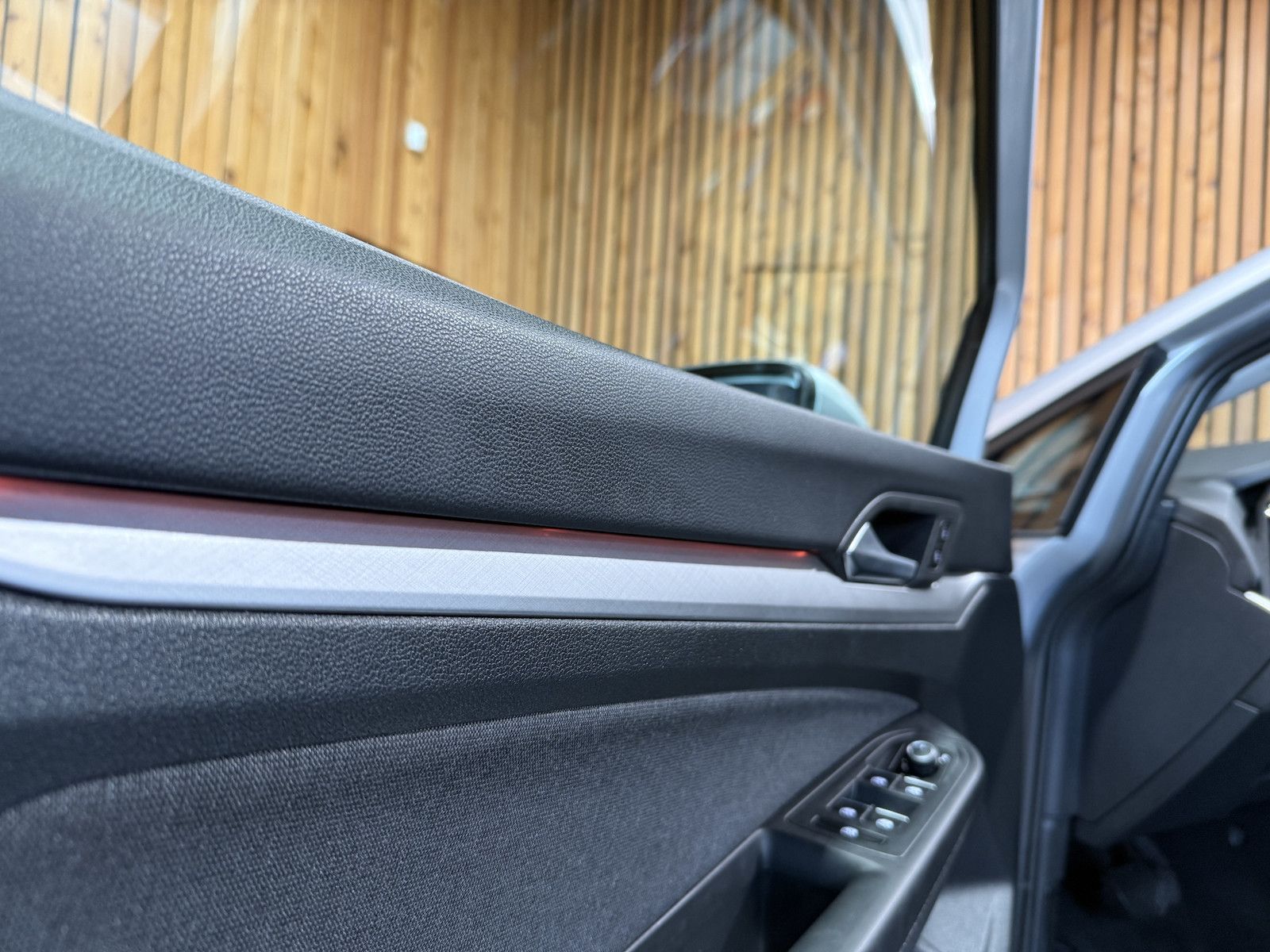 Fahrzeugabbildung Volkswagen Golf Variant 2,0 TDI Life DSG *Navi*LED*Kam*AHK*