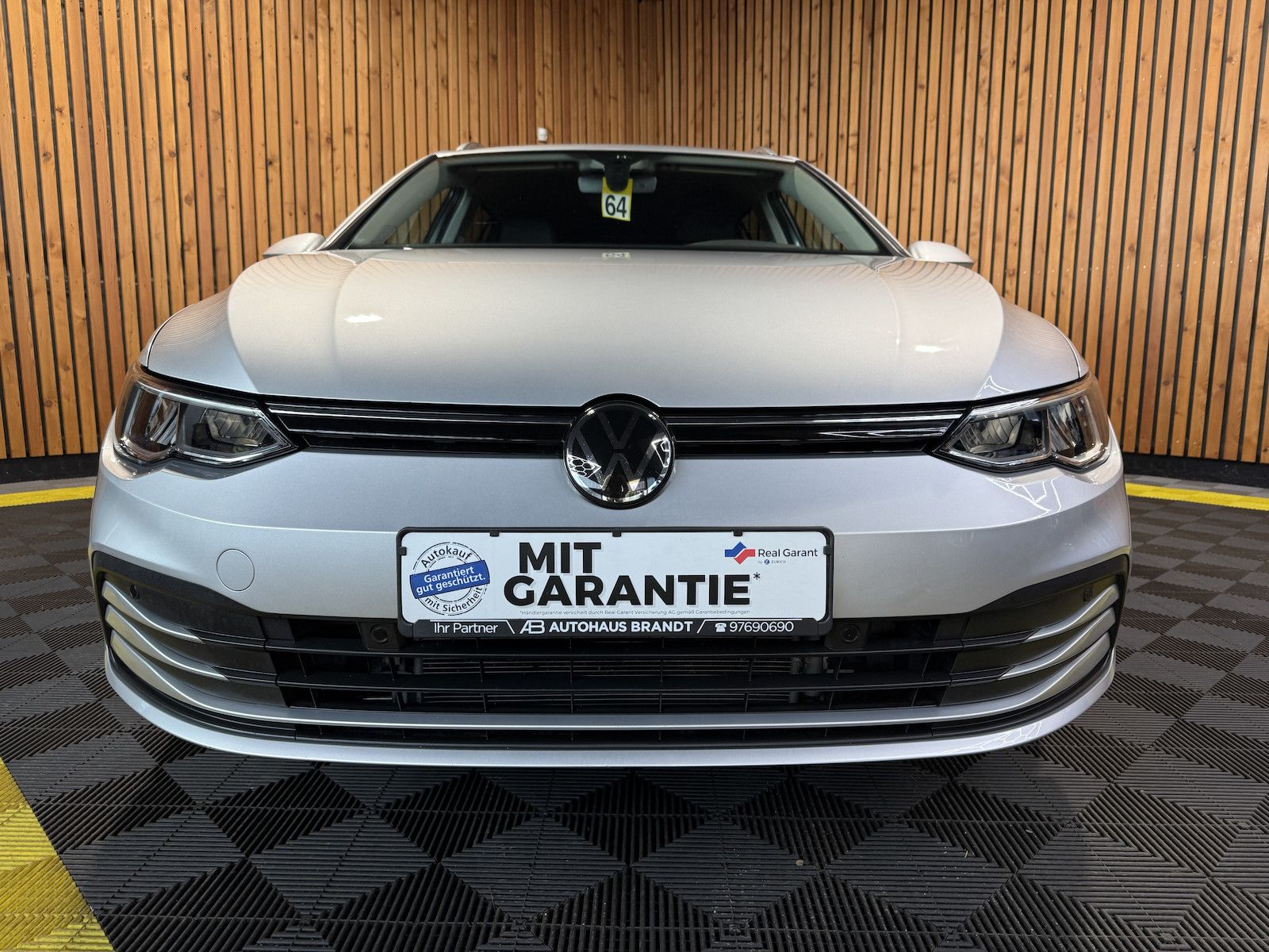 Fahrzeugabbildung Volkswagen Golf Variant 2,0 TDI Life DSG *Navi*LED*Kam*AHK*