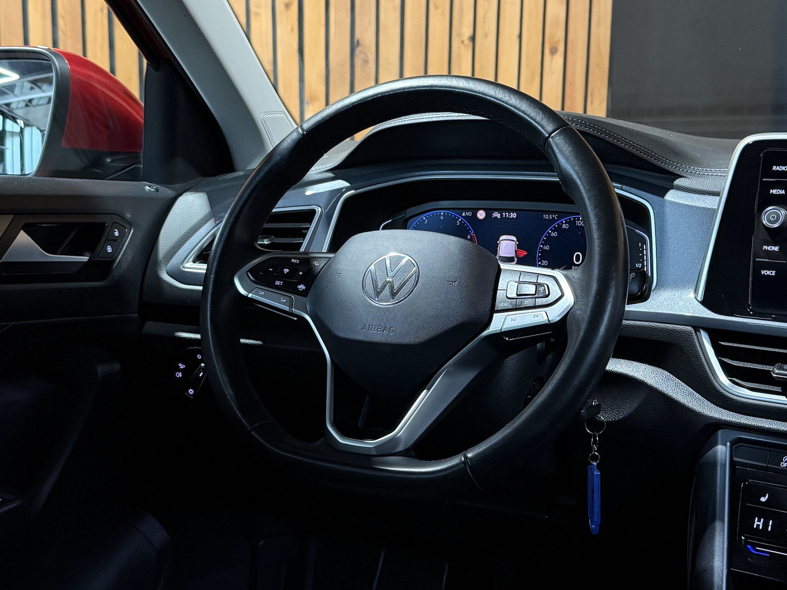 Fahrzeugabbildung Volkswagen T-Roc TSI Style *Navi*LED*Virtual*ACC*App